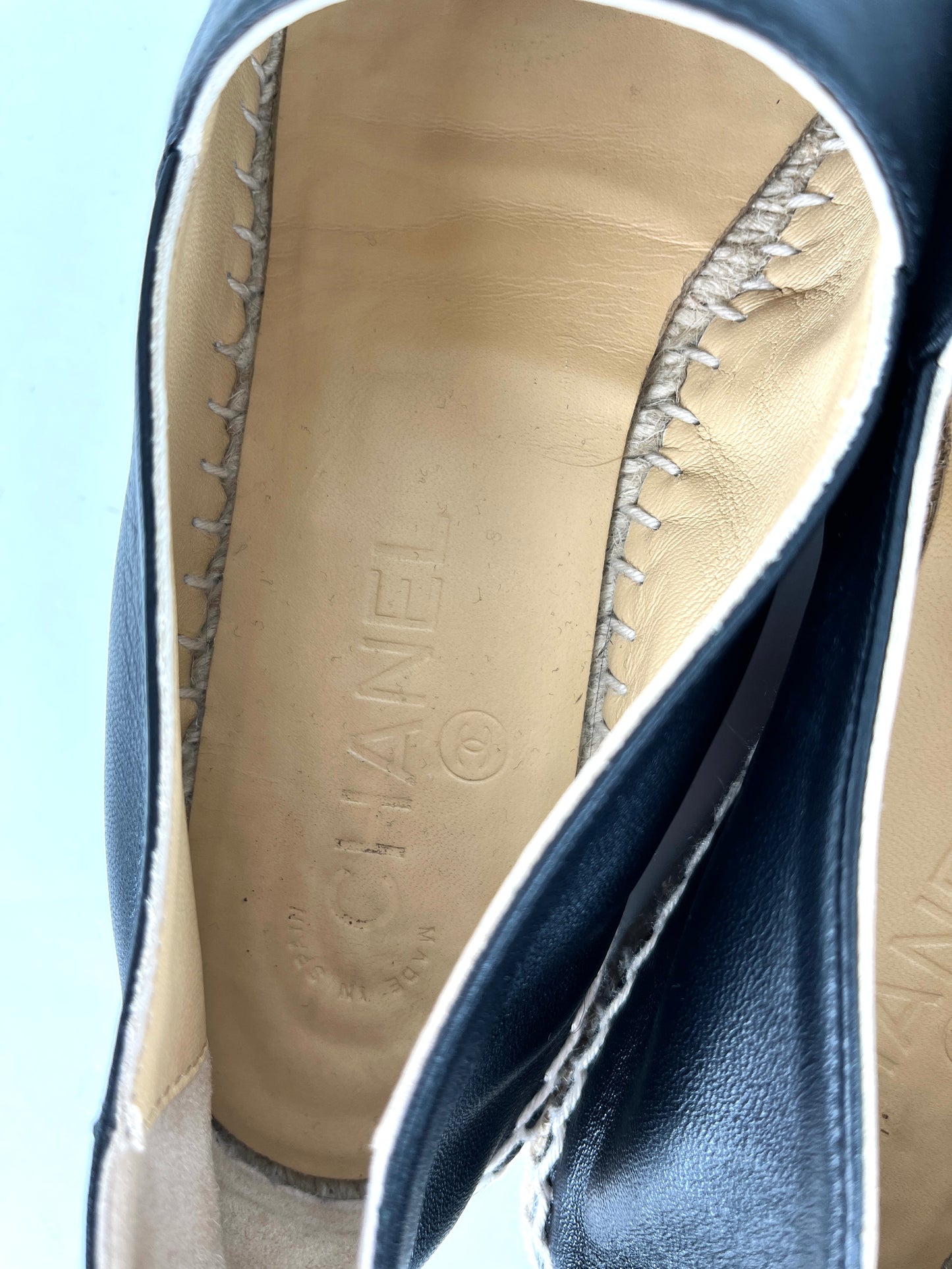 CHANEL Black Leather CC Logo Espadrilles Flats 37 7