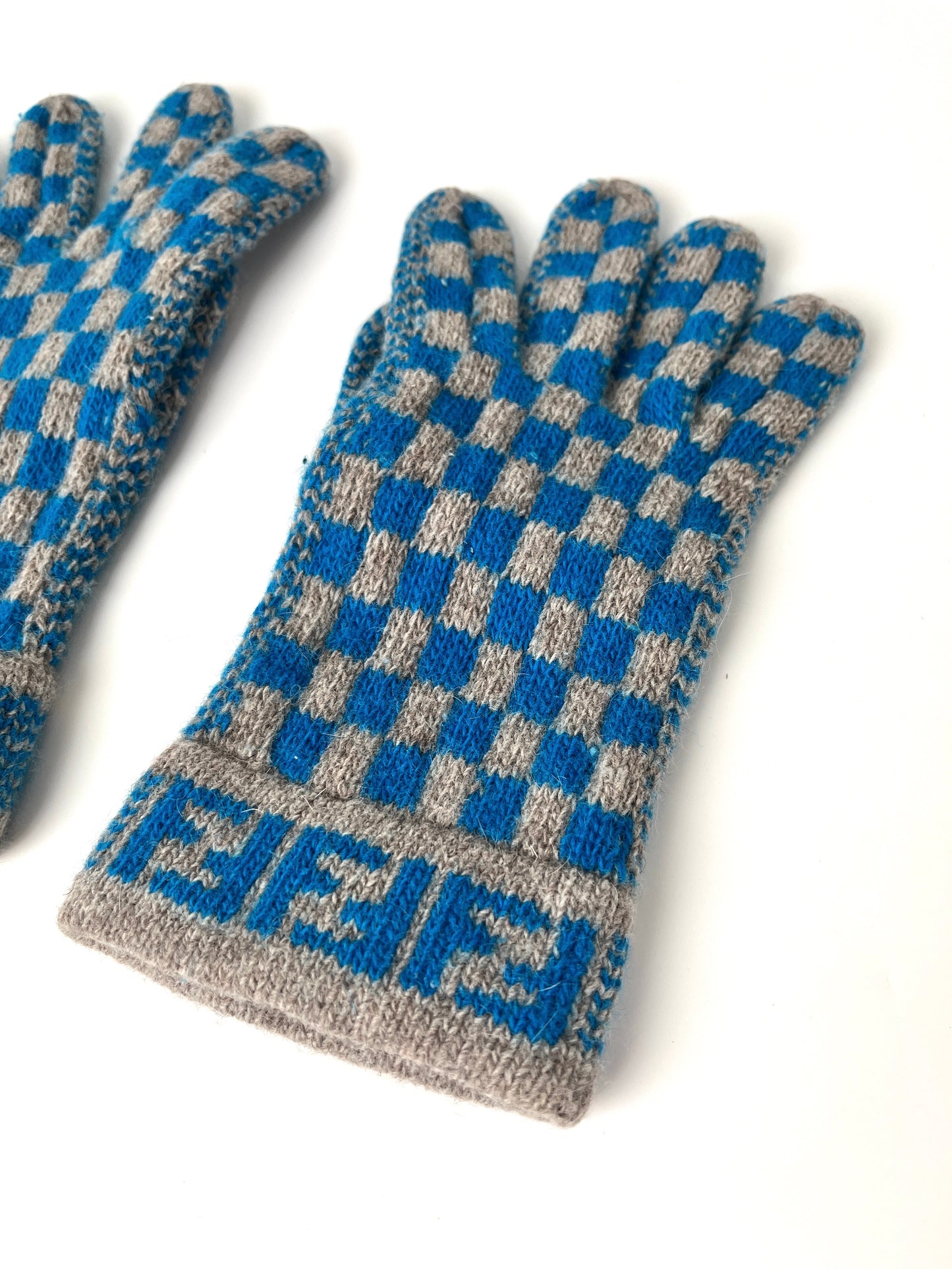 FENDI FF Logo Knit Wool Gloves Gray Blue