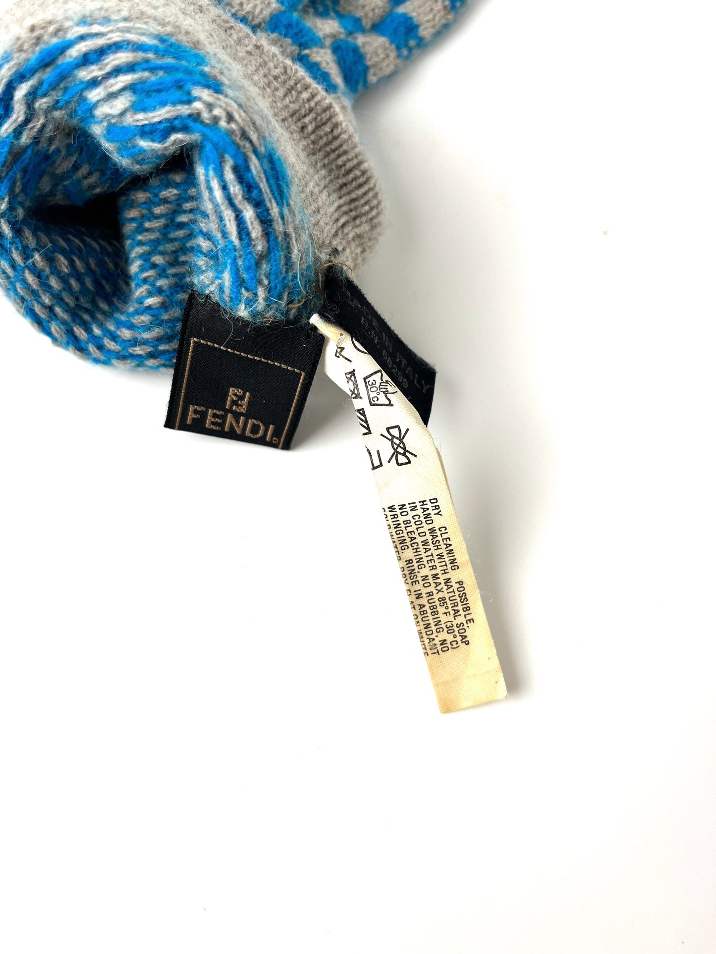 FENDI FF Logo Knit Wool Gloves Gray Blue