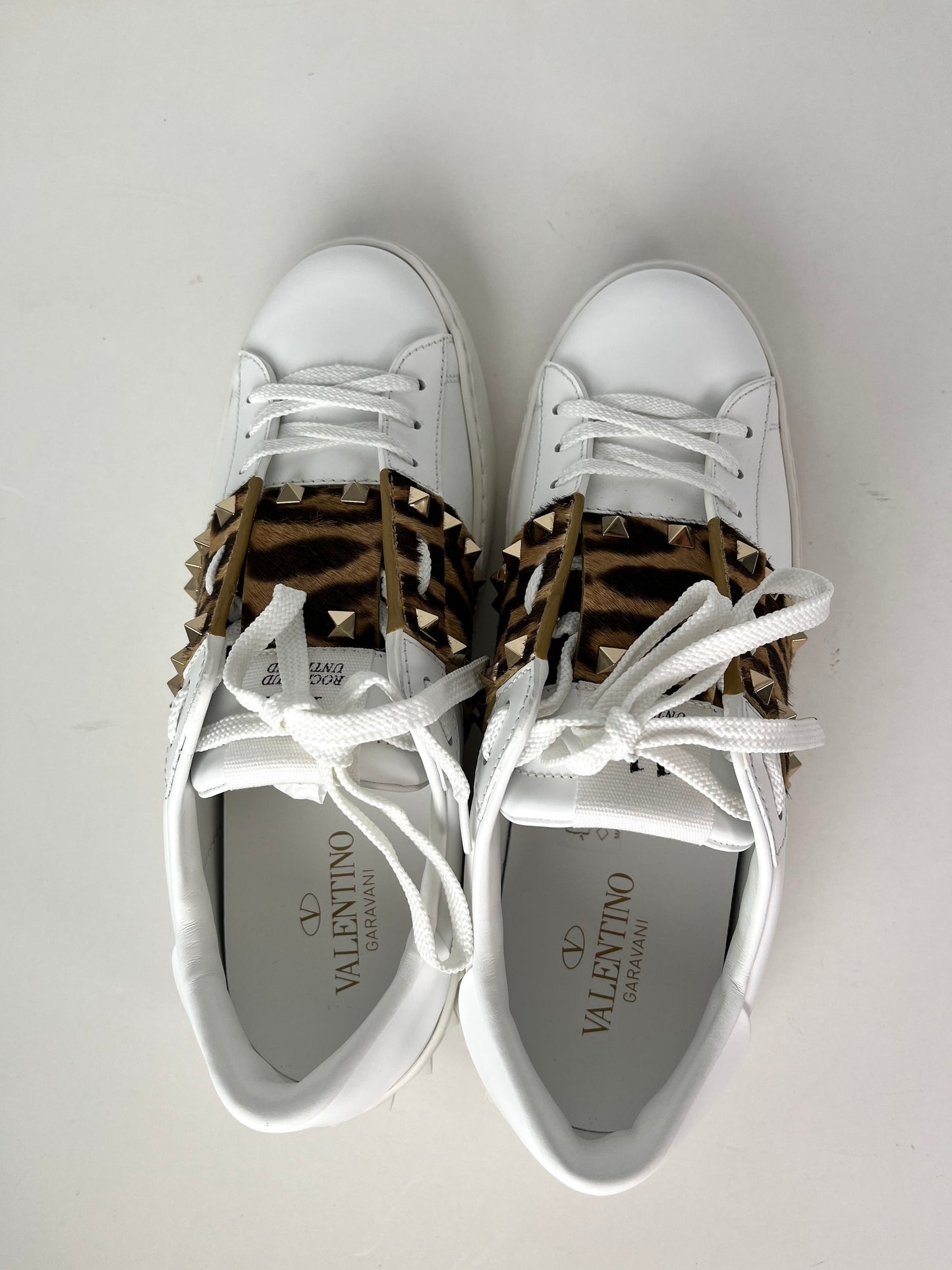 New Valentino Garavani Untitled White Animal Print Rockstud Leather Sneakers 40 9.5