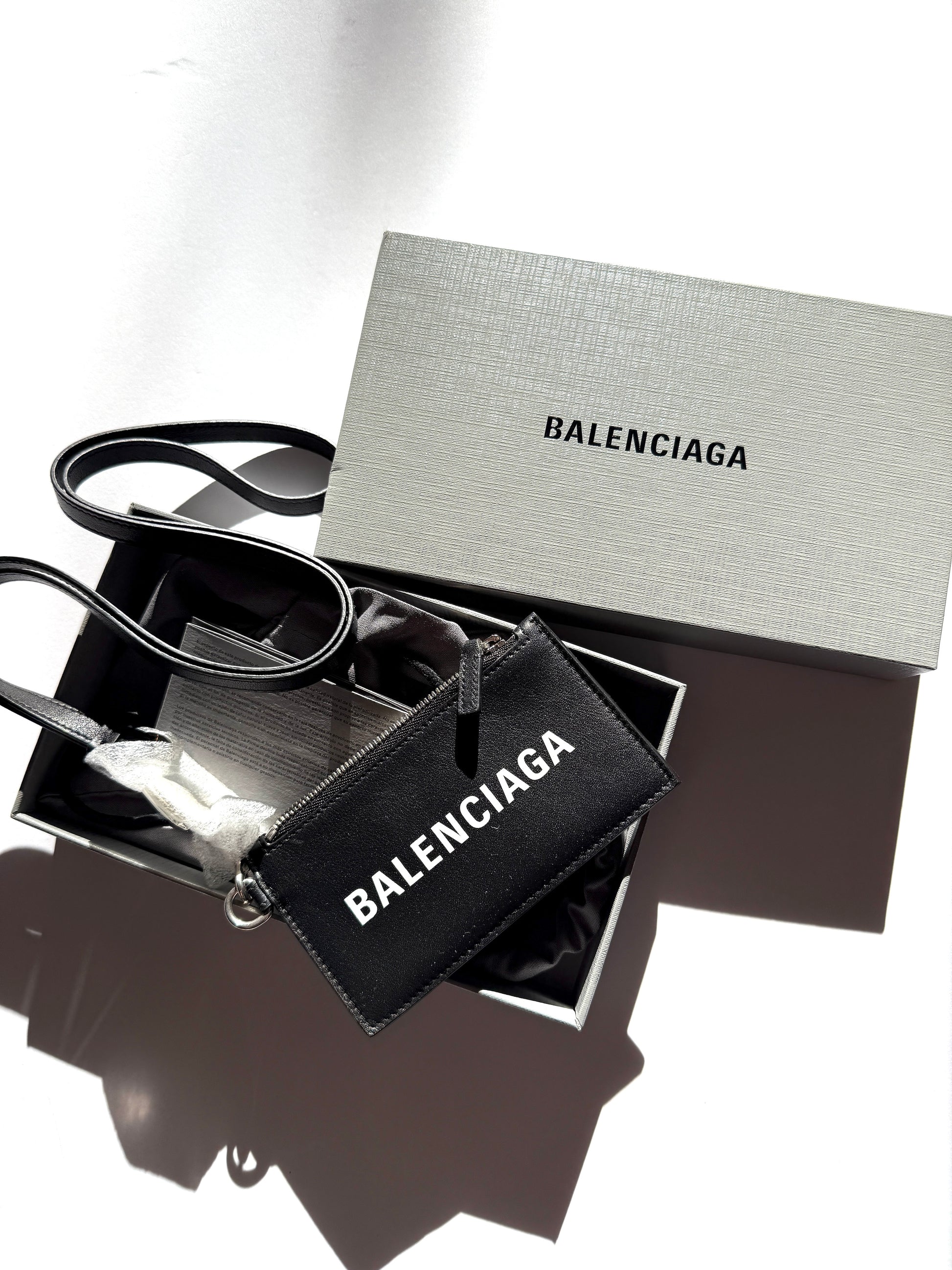 New BALENCIAGA Cash Card Case on Keychain Black Leather Zip Pouch