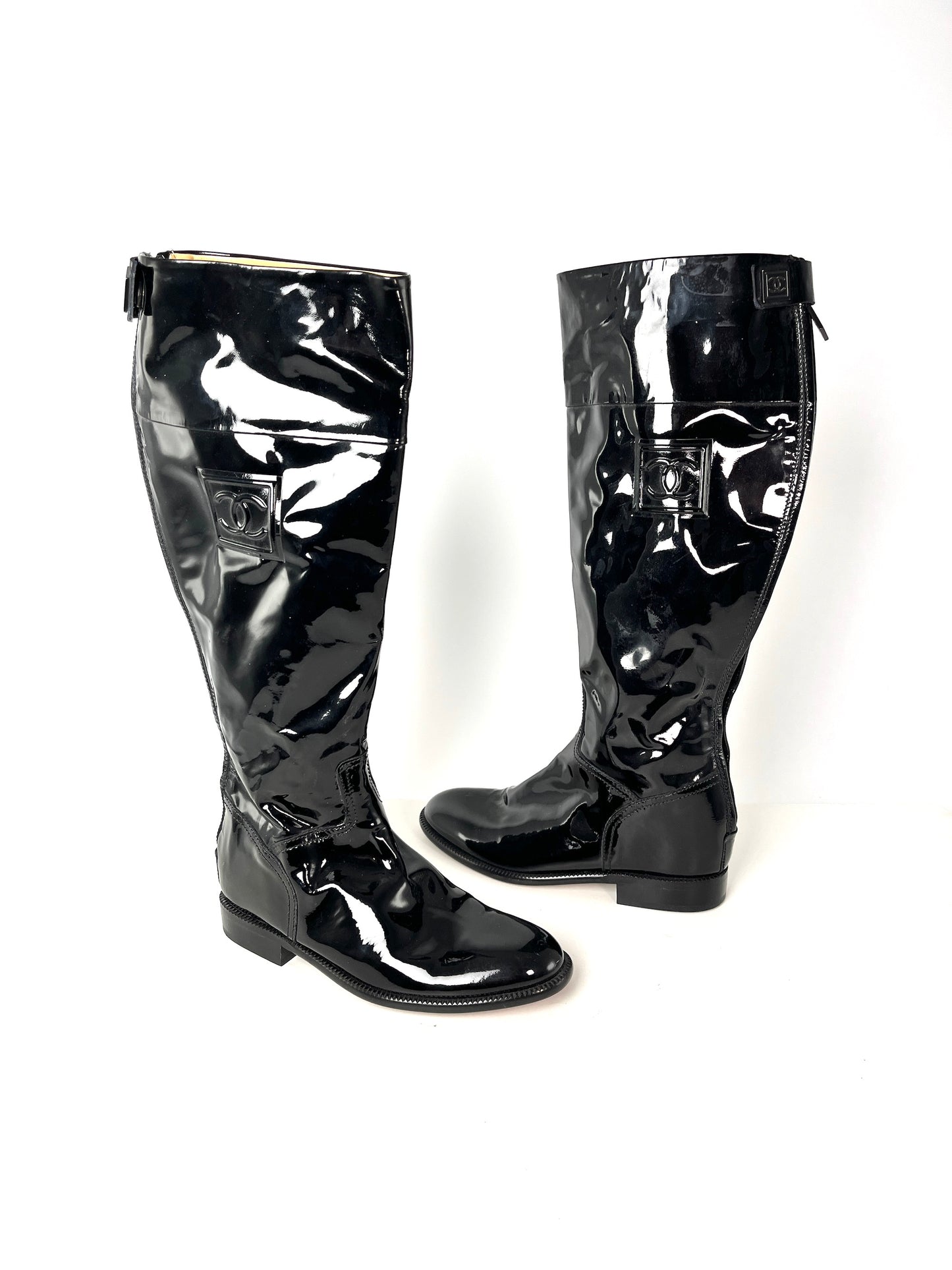 Vintage CHANEL CC Logo Patent Leather Black Long Flat Boots 37.5 7