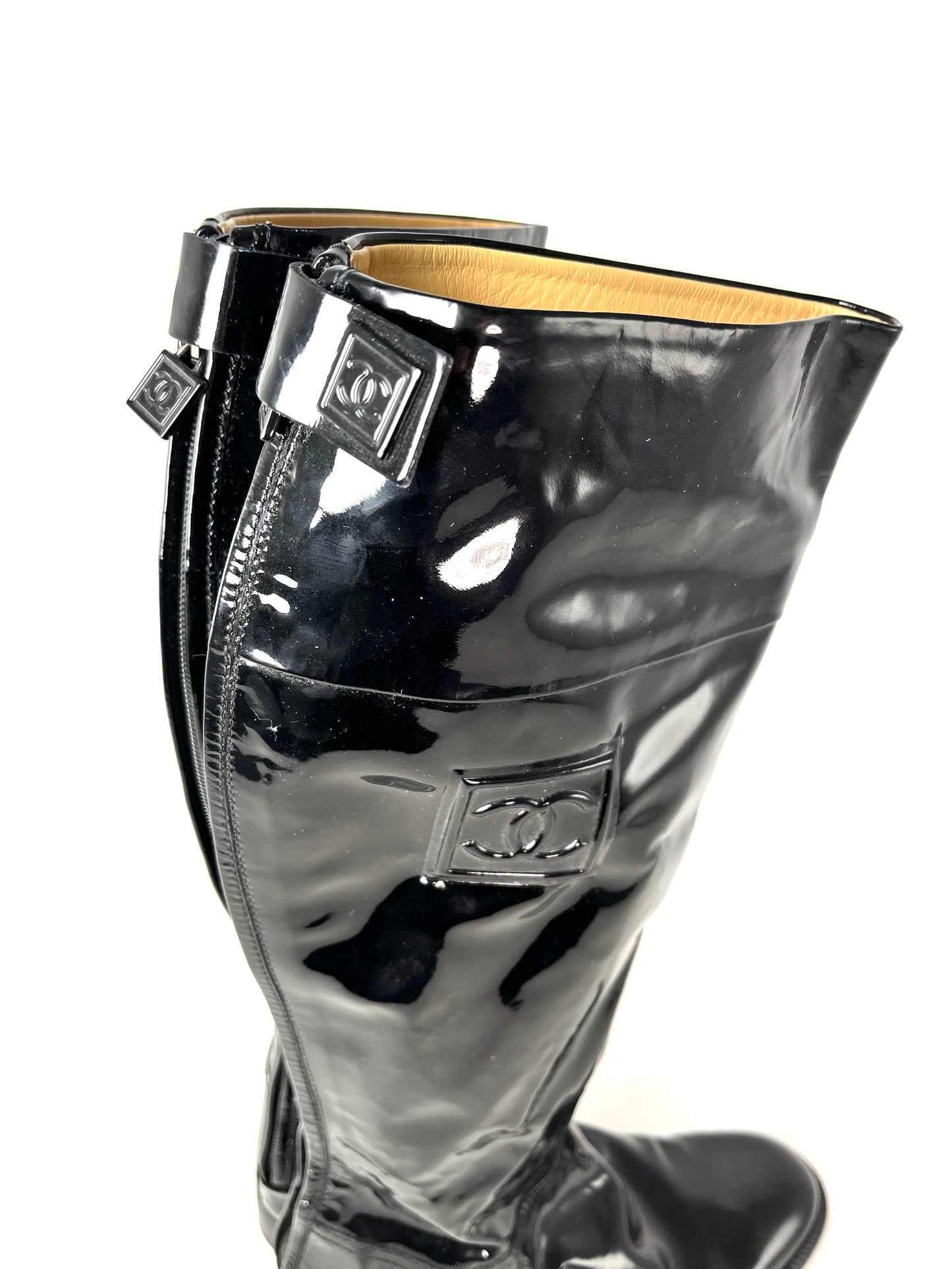 Vintage CHANEL CC Logo Patent Leather Black Long Flat Boots 37.5 7