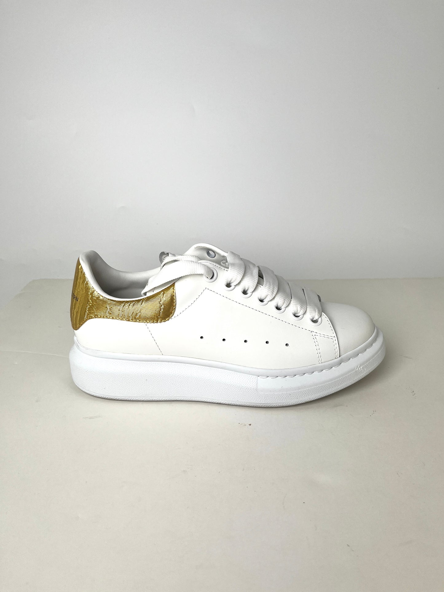 Alexander McQueen Larry White Gold Leather Platform Sneakers 38.5 7