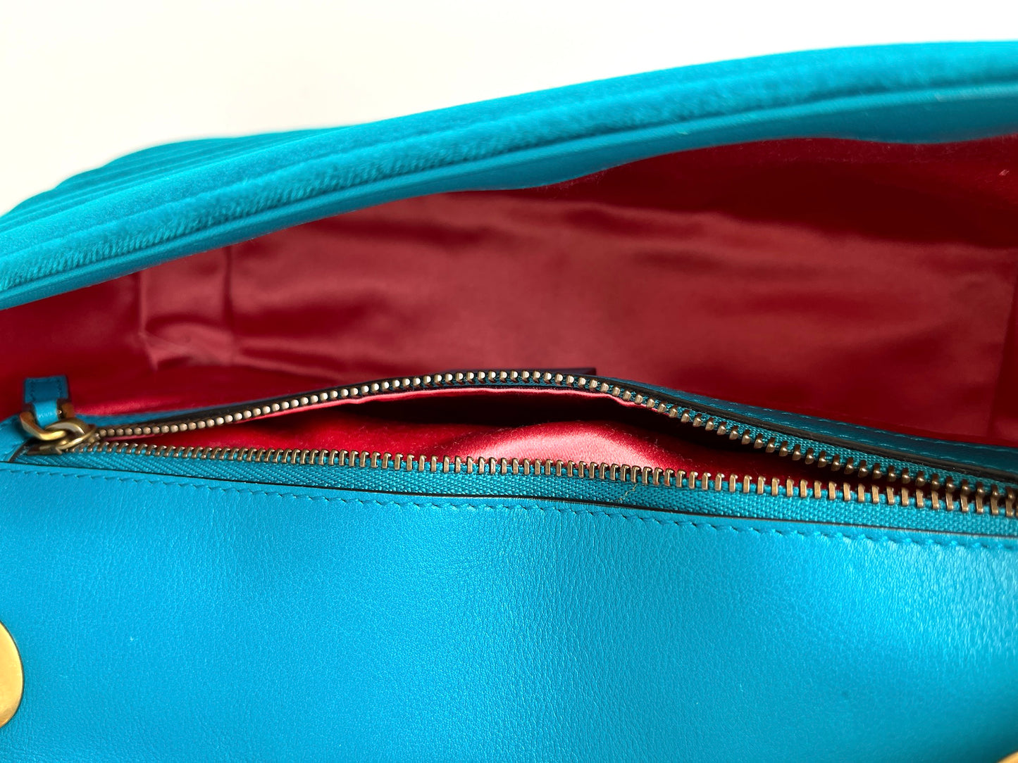 GUCCI Marmont Matelasse Small Velvet GG Pavone Cyan Crossbody Shoulder Bag