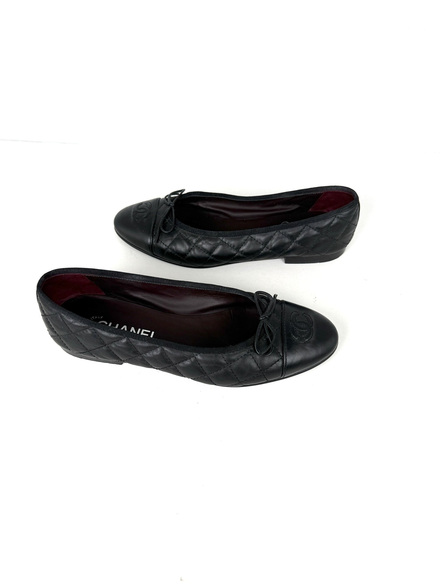 CHANEL Cap Toe Classic Black CC Logo Flats 38.5 8