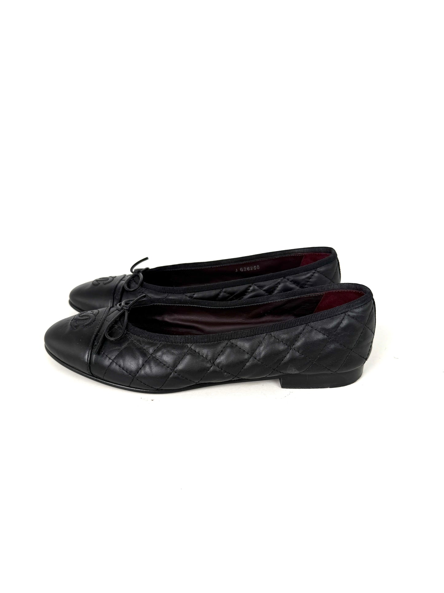 CHANEL Cap Toe Classic Black CC Logo Flats 38.5 8