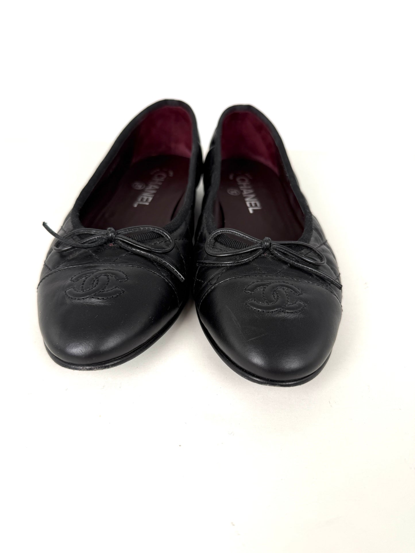 CHANEL Cap Toe Classic Black CC Logo Flats 38.5 8