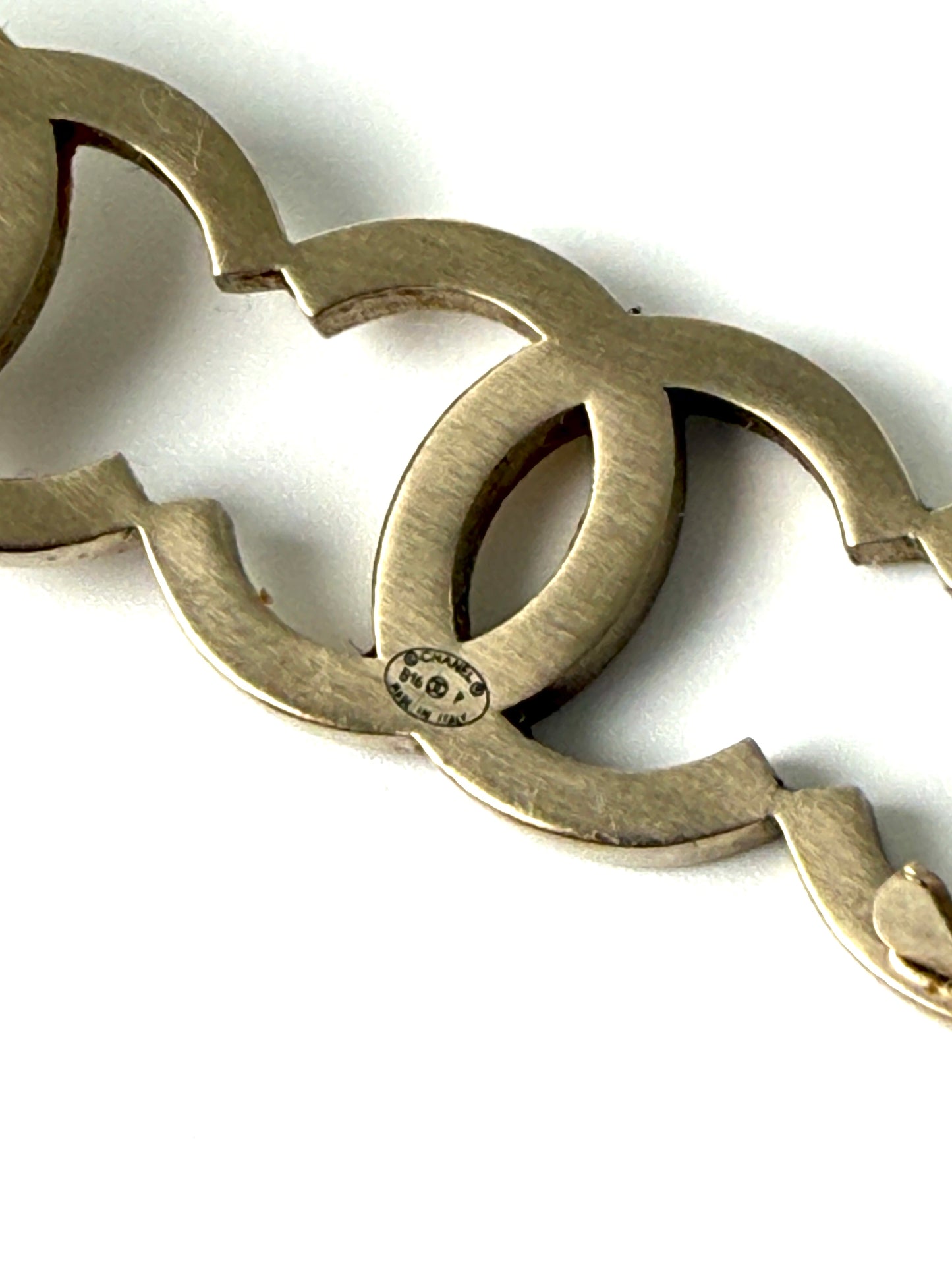CHANEL CC Logo Gold Tone Hair Clip