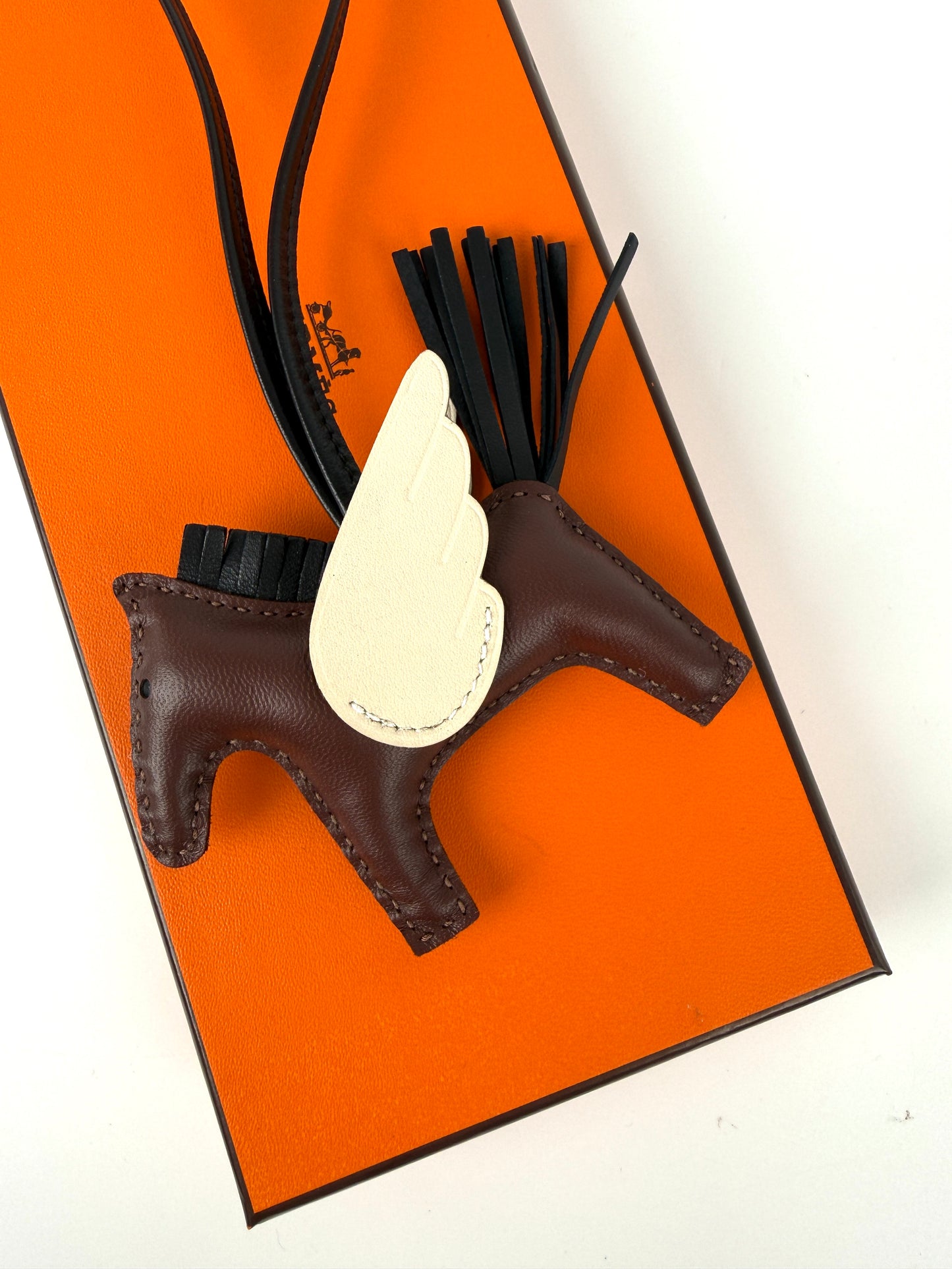 Hermes Pegasus Rodeo Terre Noir Craie Milo Lambskin PM Bag Charm New