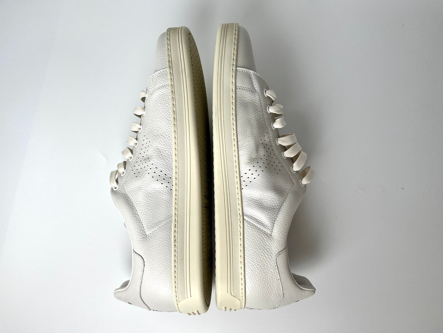 Men’s Tom Ford Light Gray Leather Sneakers 14