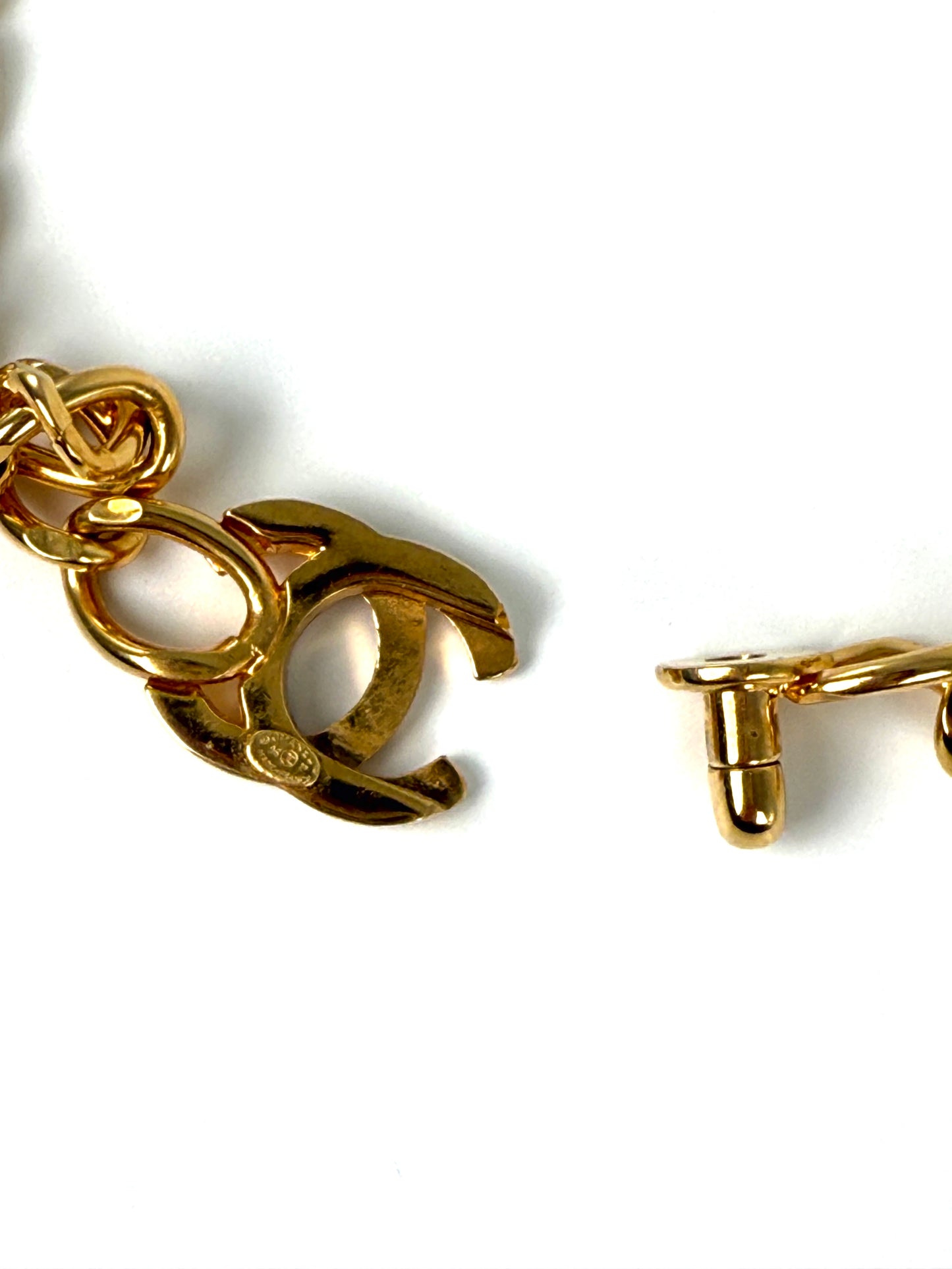 Vintage CHANEL Turn lock Gold Chain Link CC Waist Belt Necklace