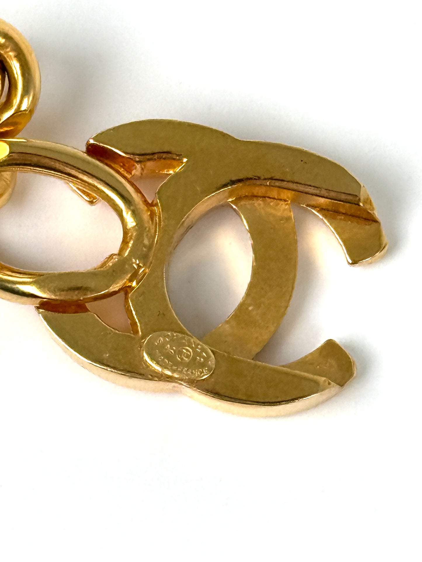 Vintage CHANEL Turn lock Gold Chain Link CC Waist Belt Necklace