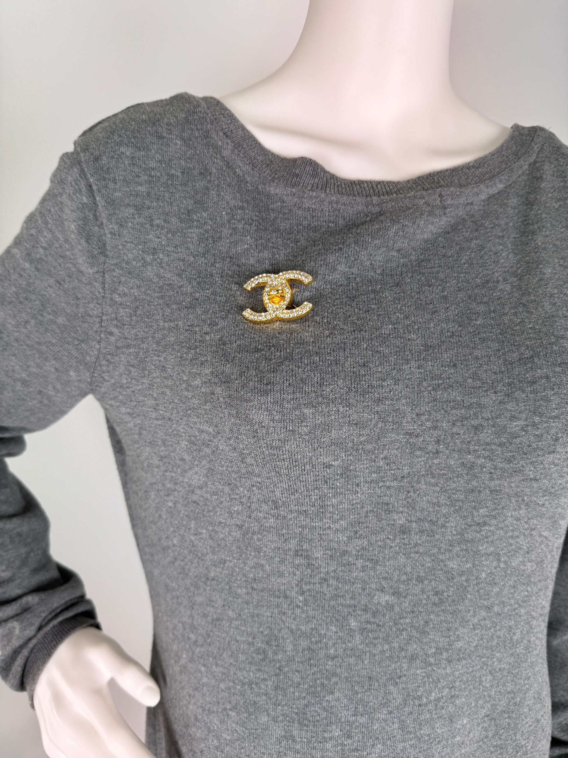 CHANEL Turnlock CC Gold Rhinestone CC Logo 96 Brooch Pin