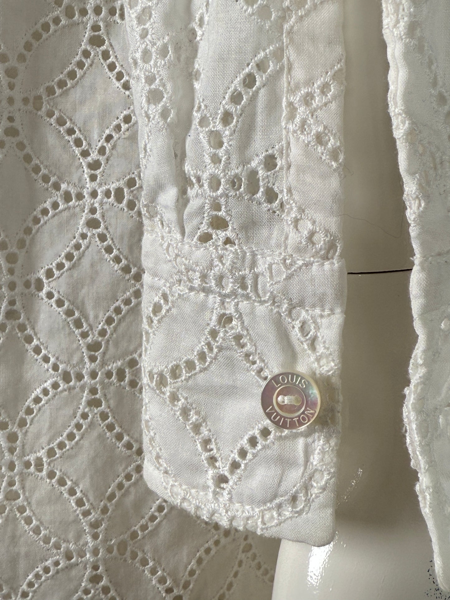 LOUIS VUITTON White Eyelet Long Sleeve Collared Shirt Belted Knee Length Dress 38 6