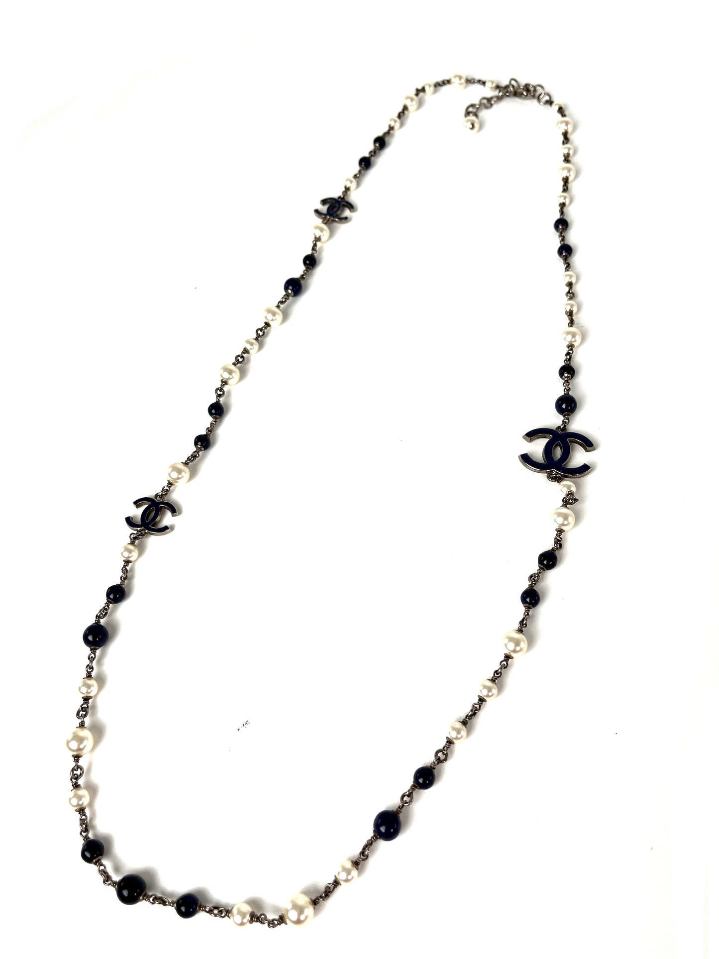 CHANEL Faux Pearl Navy CC Station Bead Long Necklace