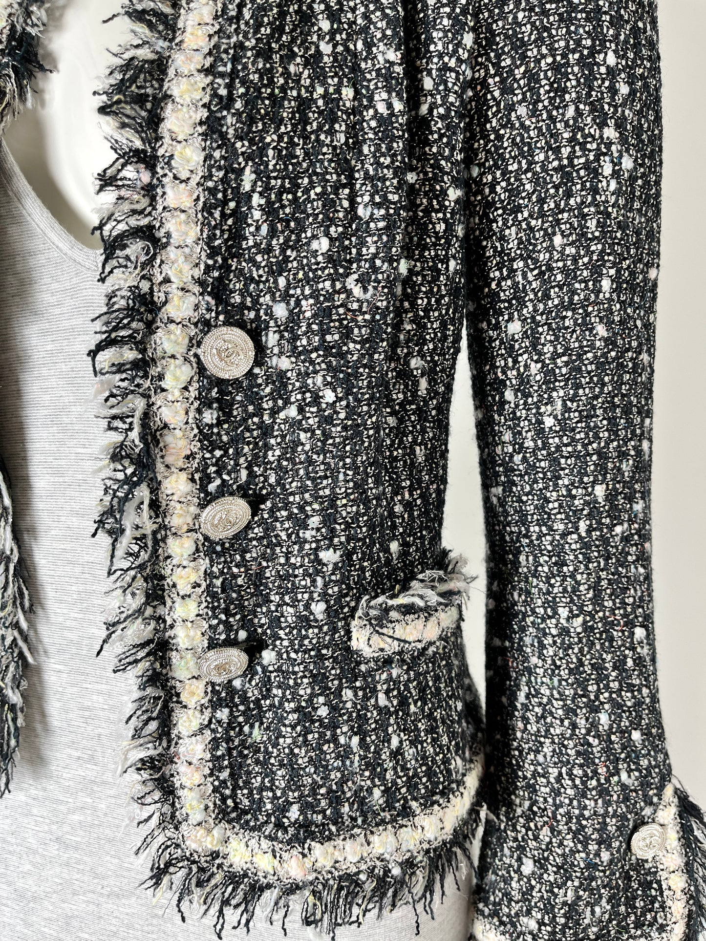 CHANEL Tweed 05A Black White Jacket Cardigan 36 4