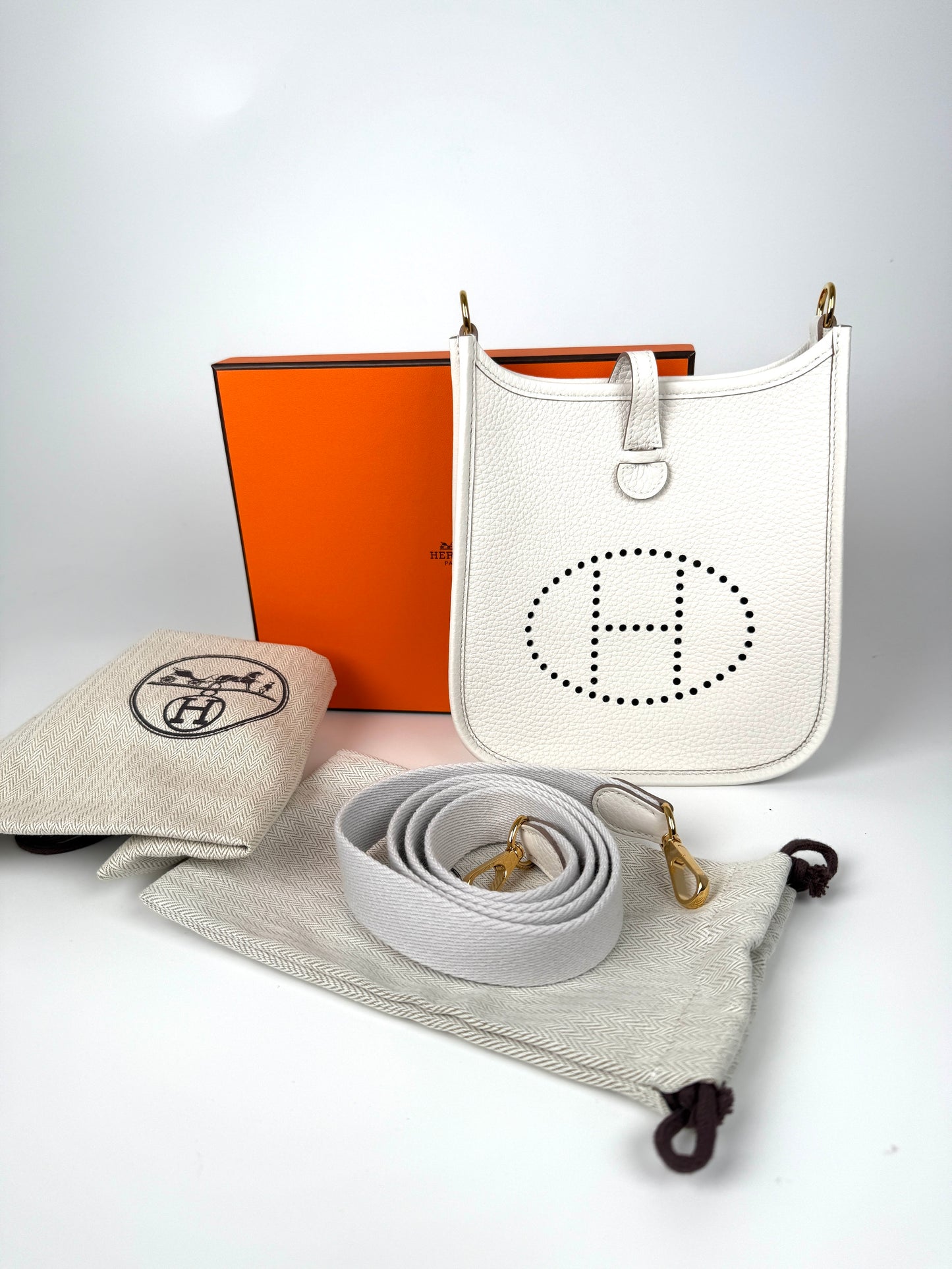 New HERMES Mini Evelyne TPM 16 Gris Pale Leather Crossbody Bag