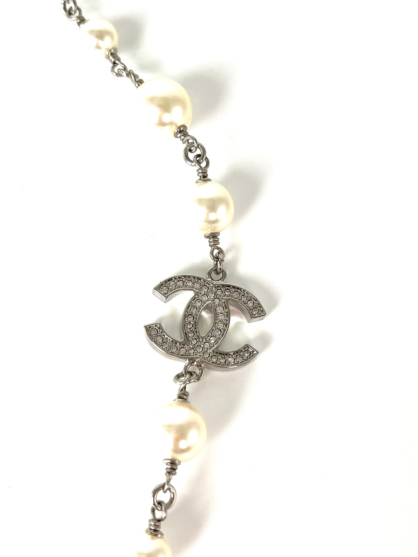CHANEL Faux Pearl and Strass 2020 CC Long Station Classic Necklace