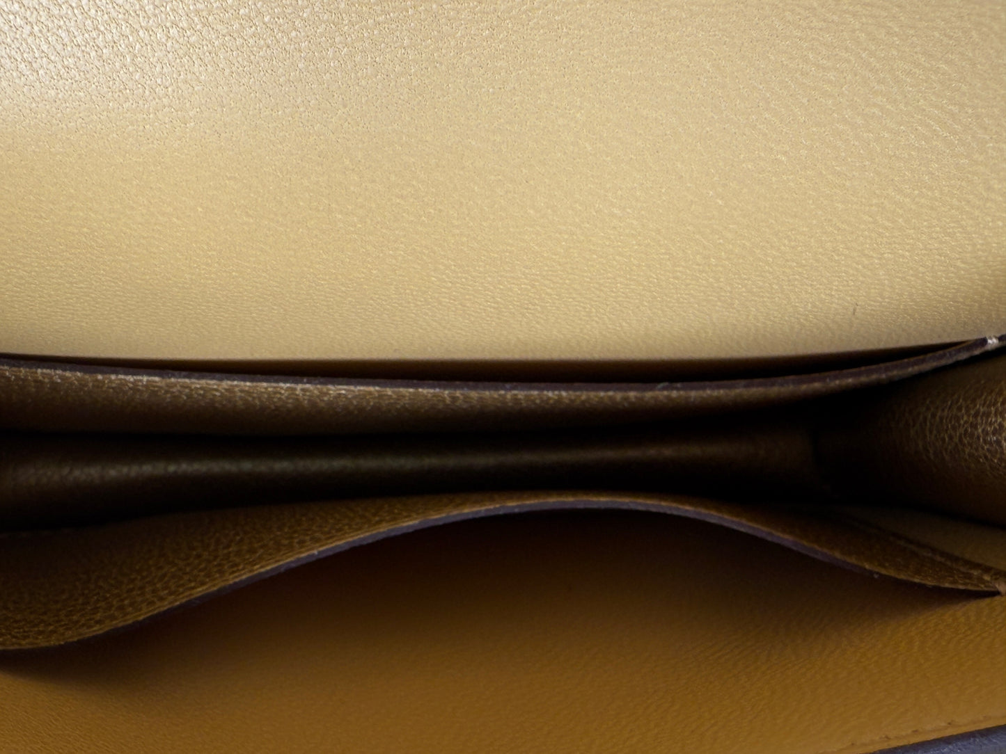 New HERMES Constance Slim Compact Dore Gold Chamkilight Goatskin Wallet Belt Bag