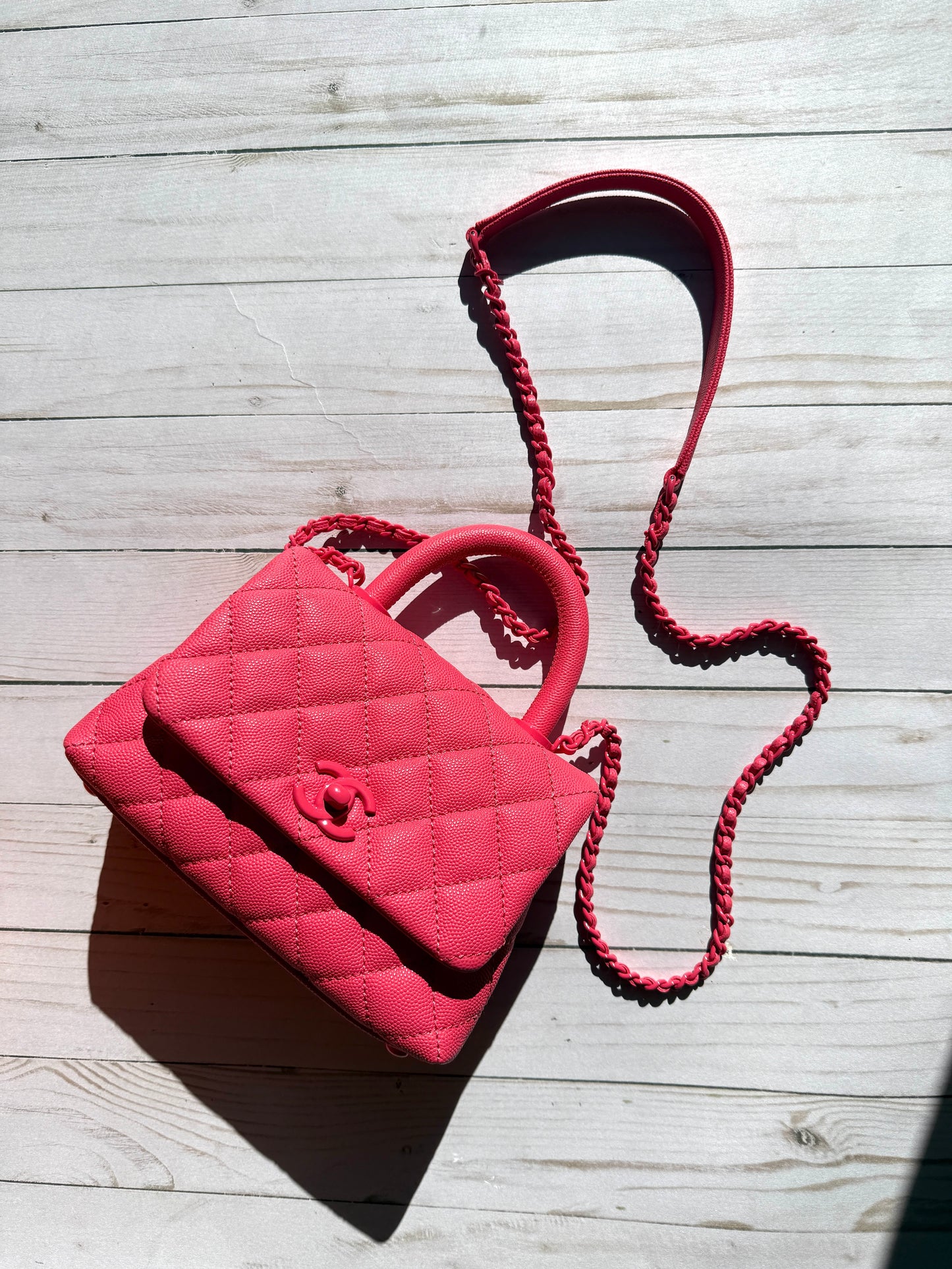CHANEL Coco Handle Incognito Monochrome Extra Mini Pink Quilted Caviar Flap Crossbody Bag
