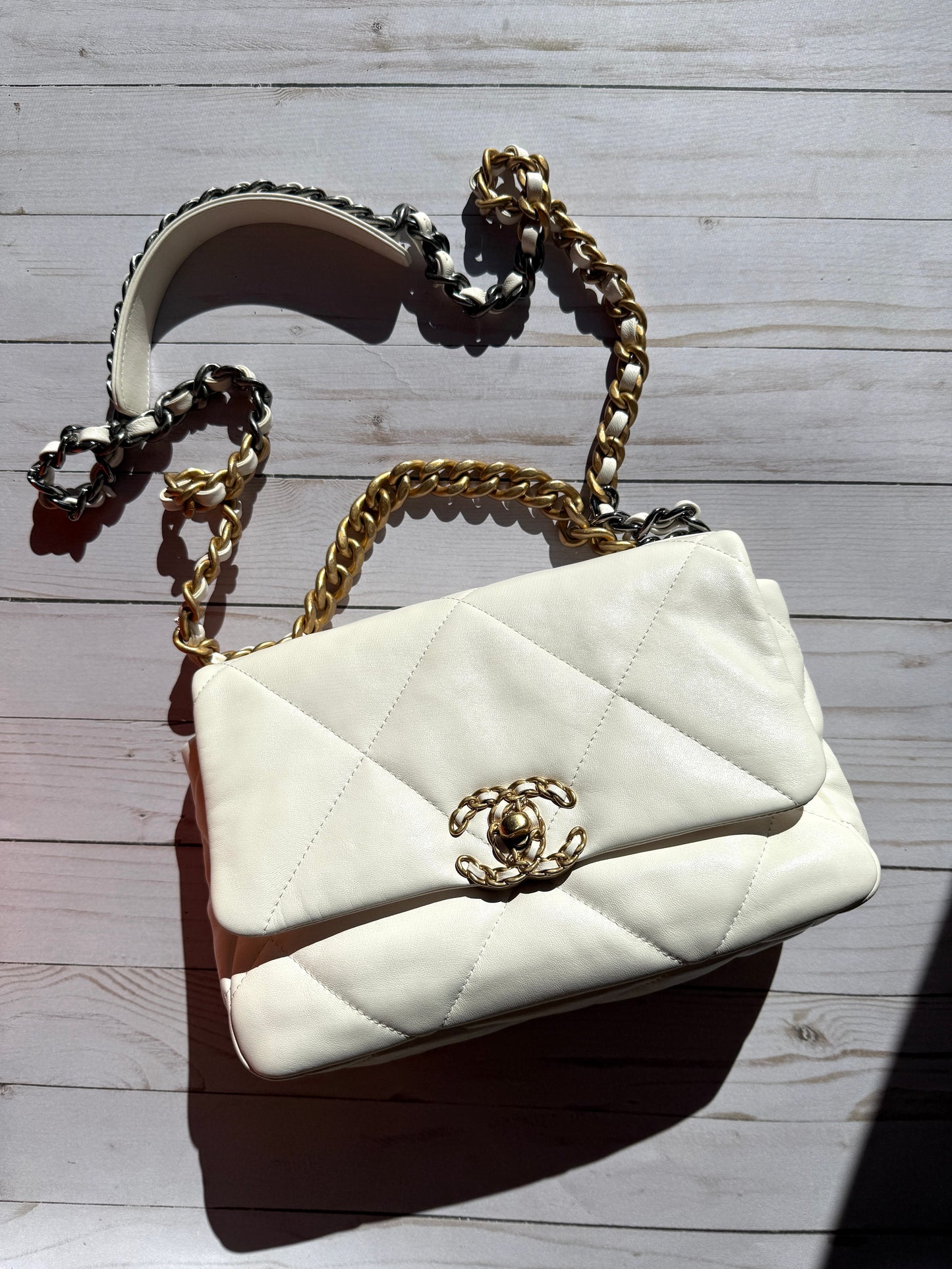 CHANEL 19 2021 Medium White Lambskin Gold Hardware Flap Bag