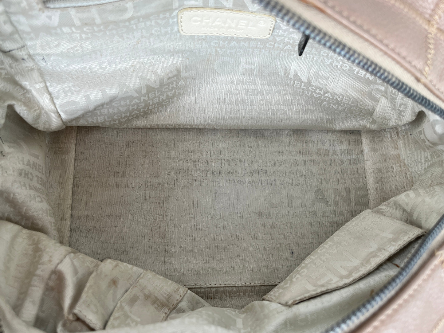 Vintage CHANEL LAX Square Quilt Bowler Dark Beige Leather Bag