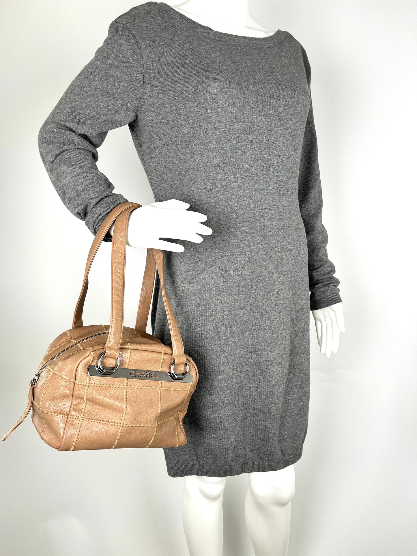 Vintage CHANEL LAX Square Quilt Bowler Dark Beige Leather Bag Designer resale