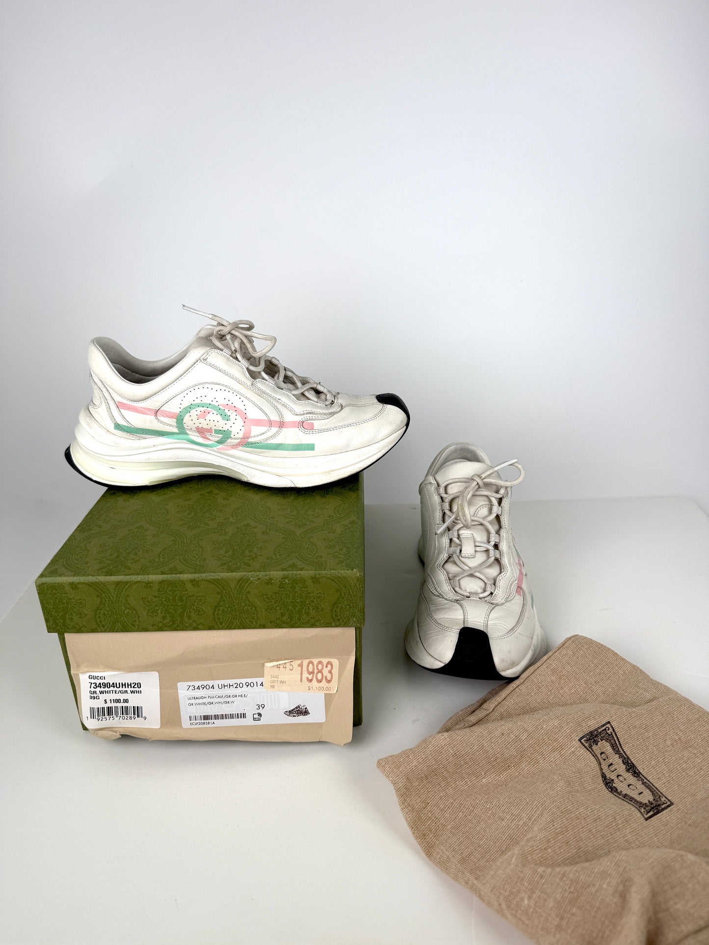 GUCCI White Interlocking G Run Ultralight Plutone Leather GG Sneakers 39, 8.5