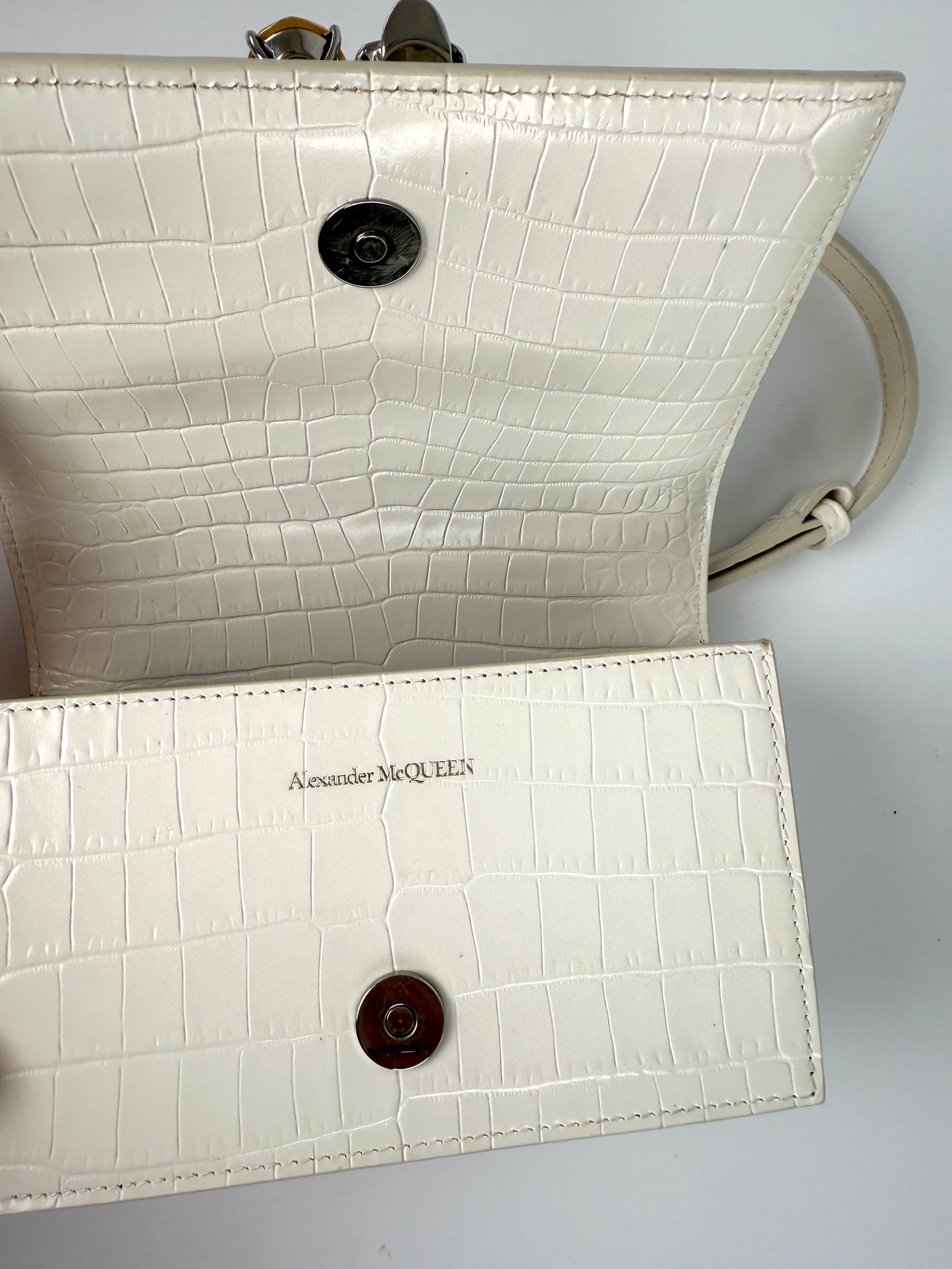 Alexander McQueen Jeweled Chain Link Skull Knuckle White Crossbody Mini Clutch
