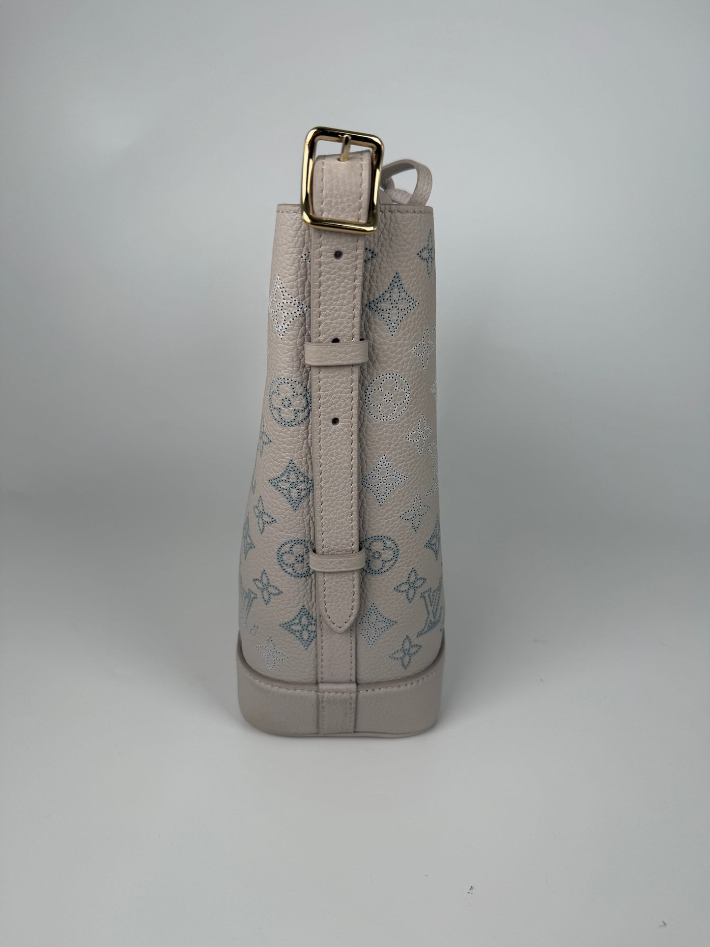 Louis Vuitton Flore NM Mahina FM Brume Shoulder Bucket Bag