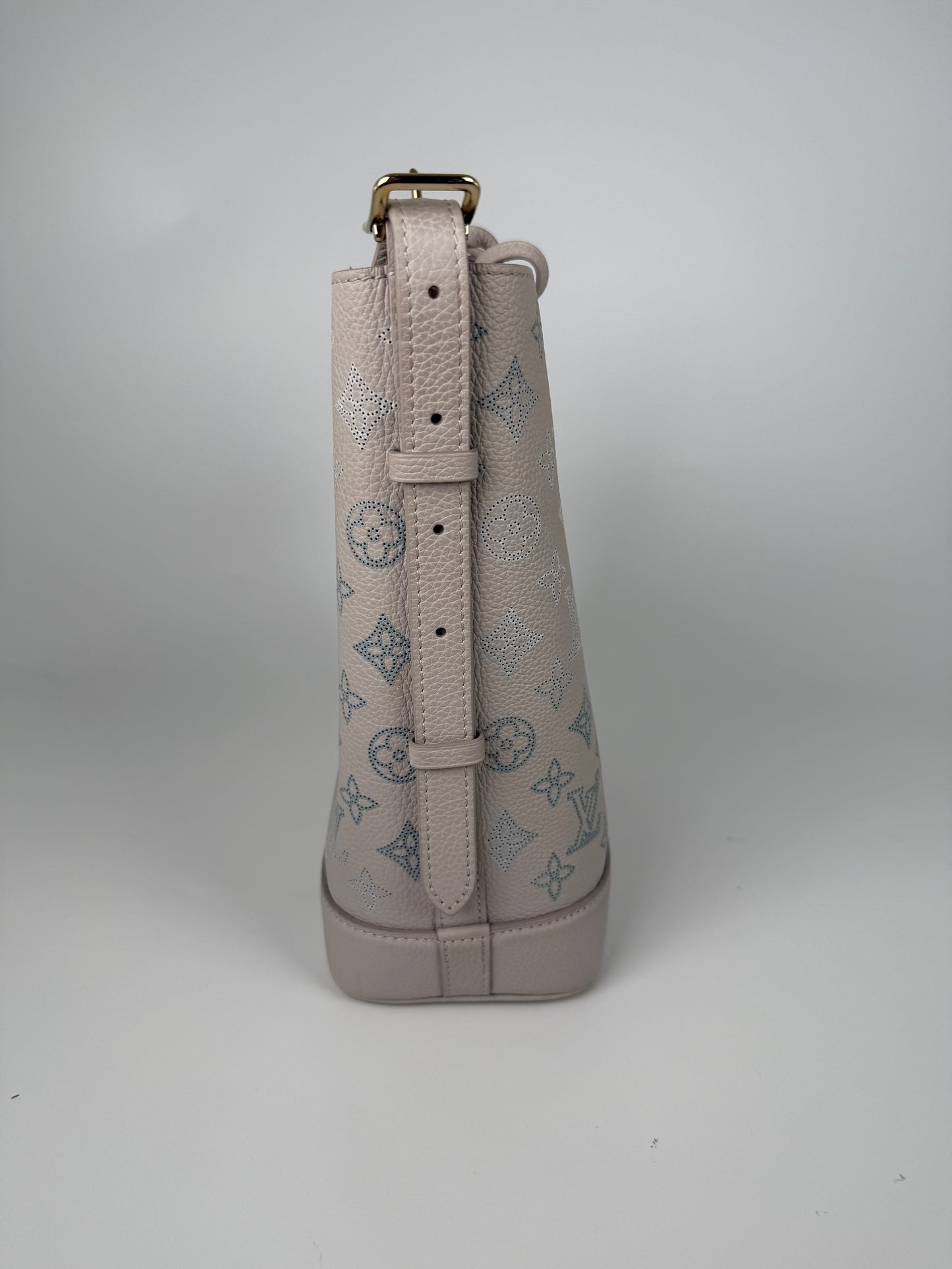 Louis Vuitton Flore NM Mahina FM Brume Shoulder Bucket Bag