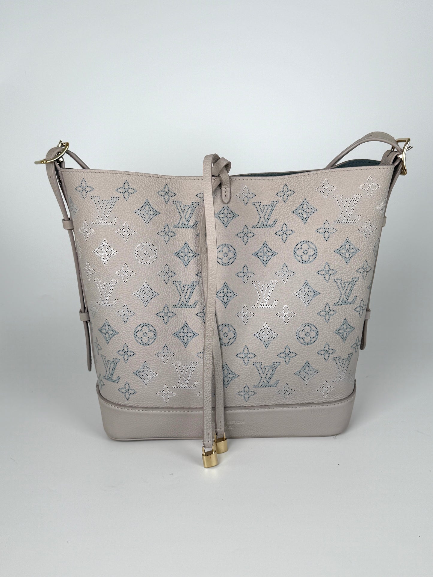 Louis Vuitton Flore NM Mahina FM Brume Shoulder Bucket Bag Consignment Resale