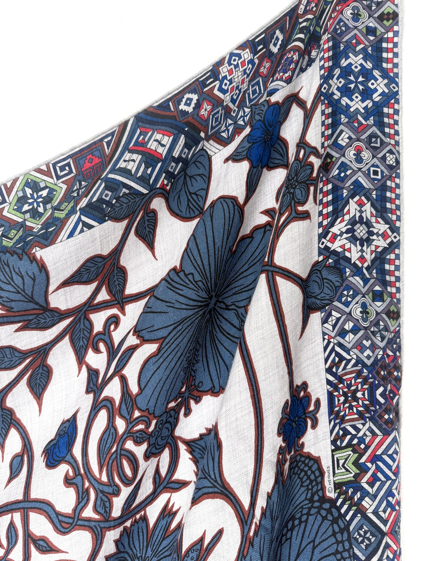 HERMES Le Jaguar Et Le Colibri Gris Chine Bleu Acajou Cashmere 140 Shawl Scarf