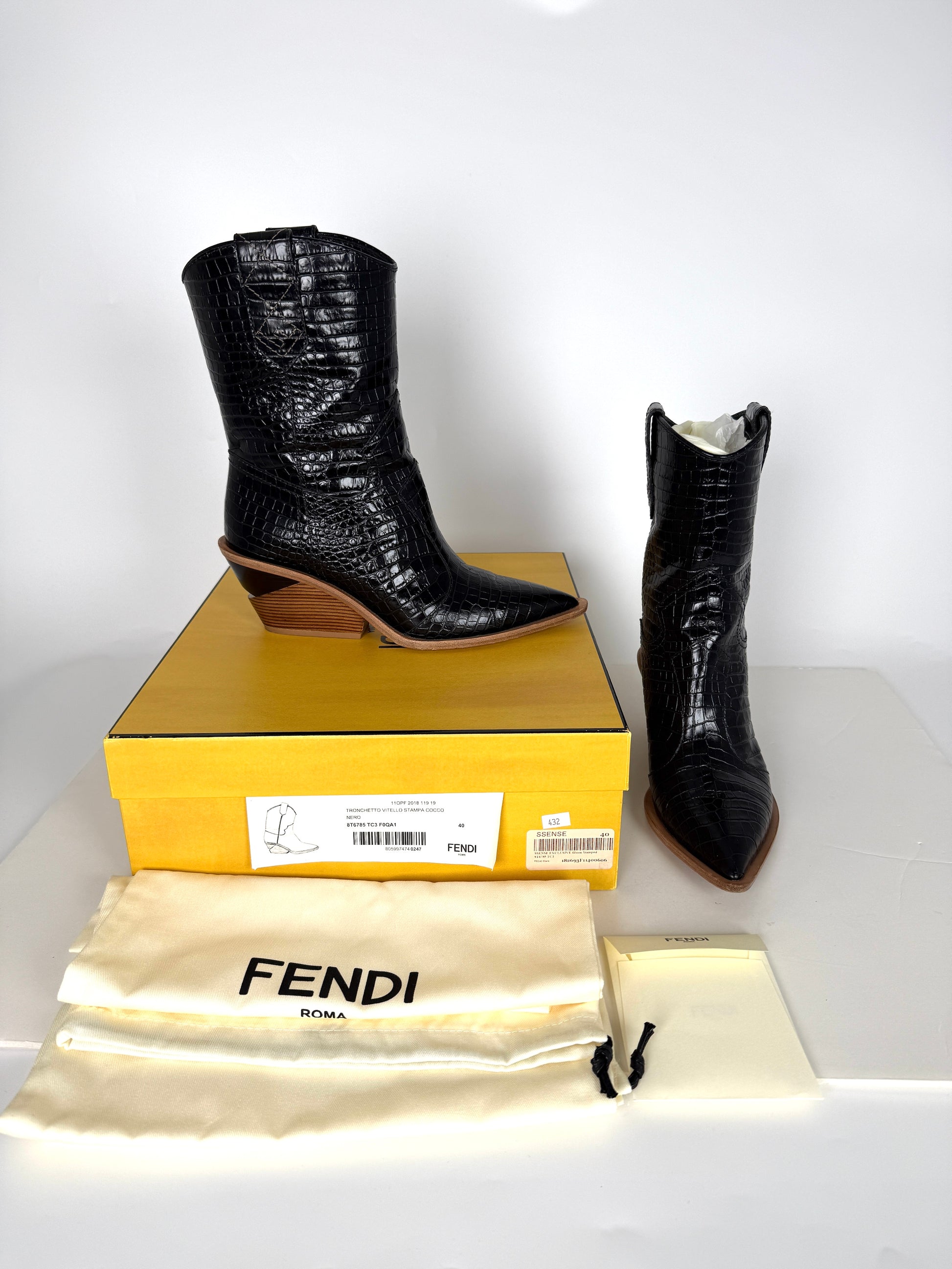 FENDI Black Animal Print Western Mid Calf Tronchetto Vitello Stampa Cocco Pointed Toe Boots 40, 9.5