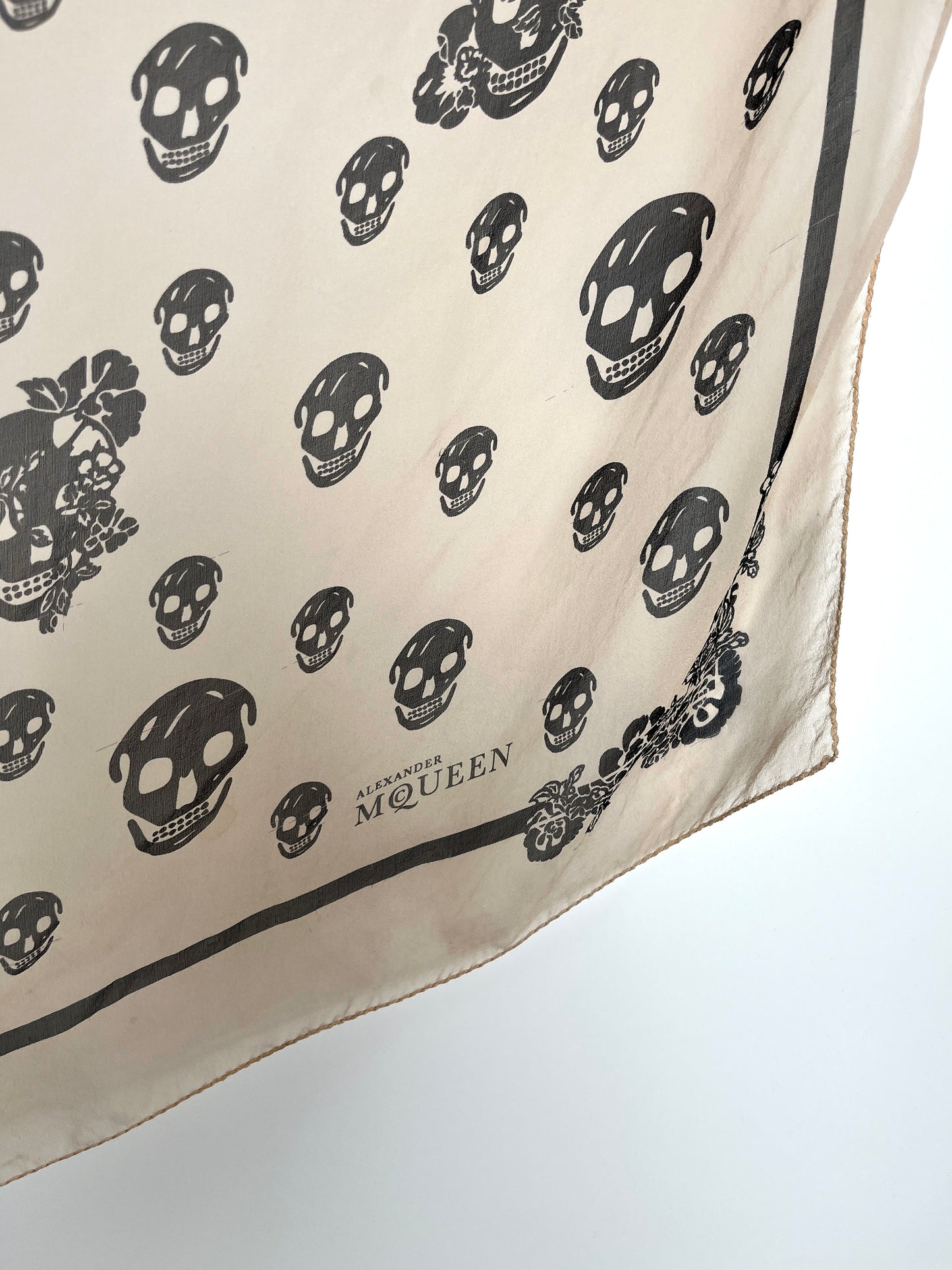 Alexander McQueen Skull Print Beige Black Silk Scarf