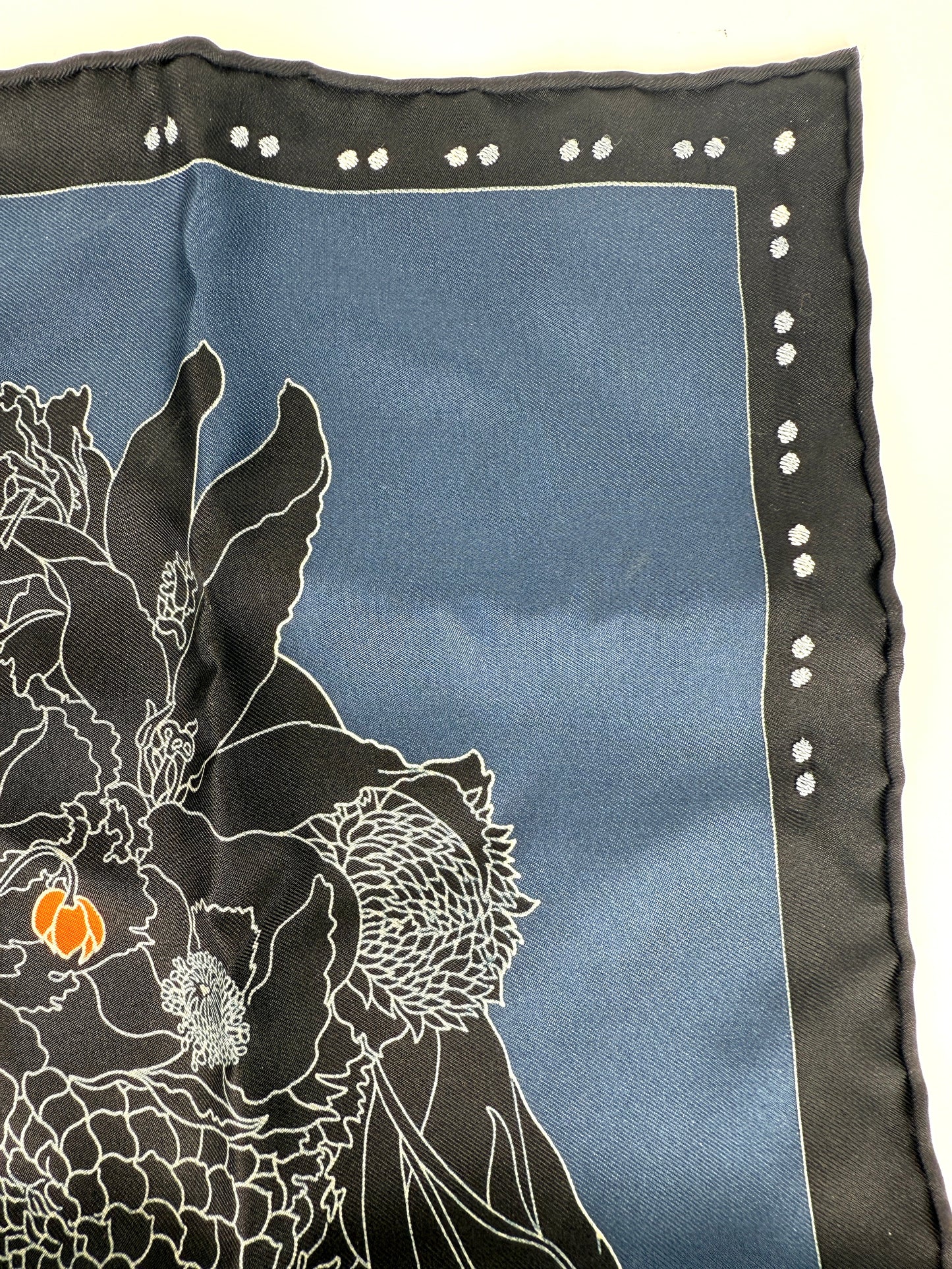 HERMES Robe Legere Embroidered Black Creme Silk Square Scarf 45