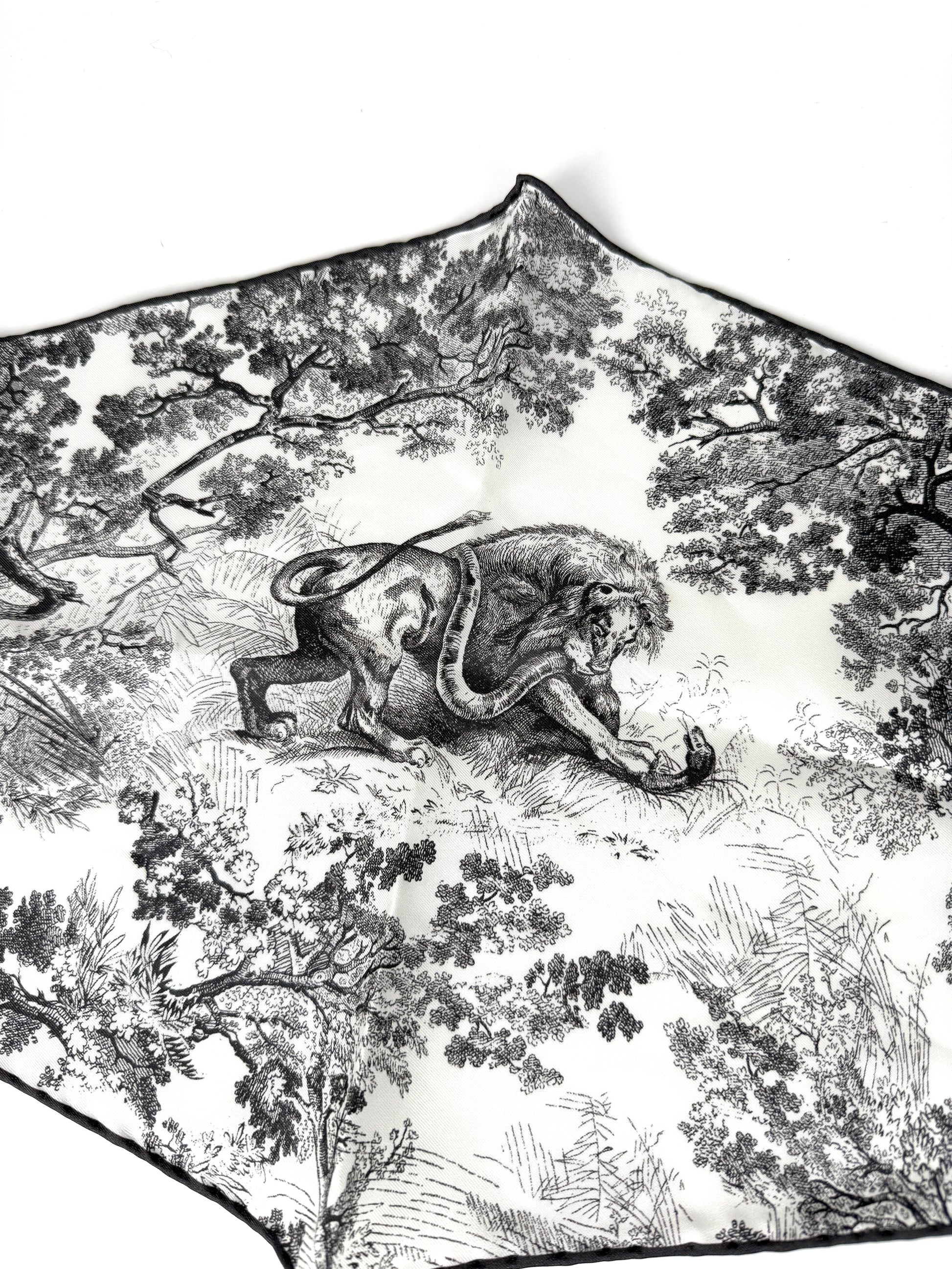 New Christian Dior Toile de Jouy Sauvage Diamond Silk Gray White Scarf