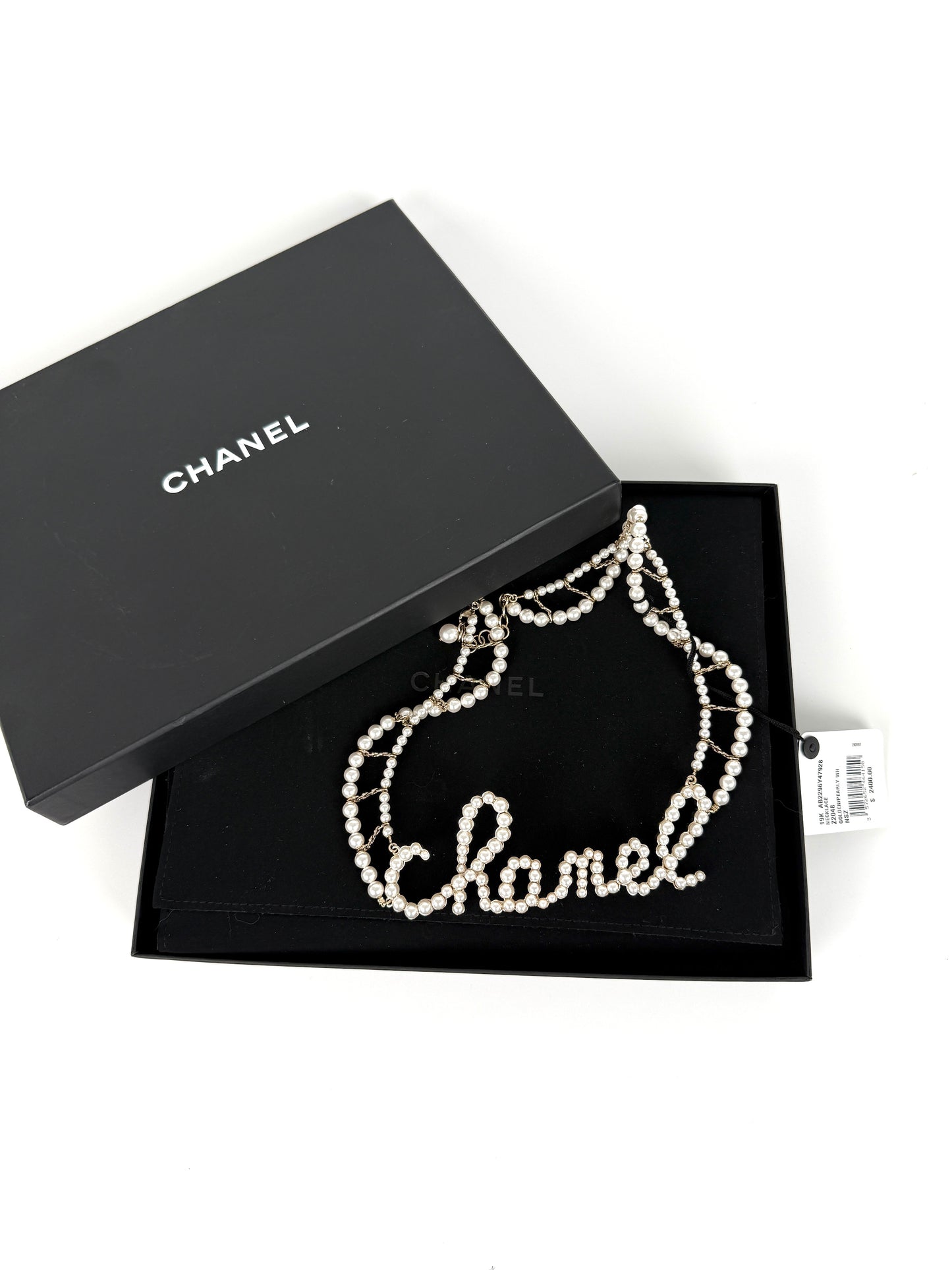 CHANEL Imitation Pearl Swirling Logo Letter Choker Necklace