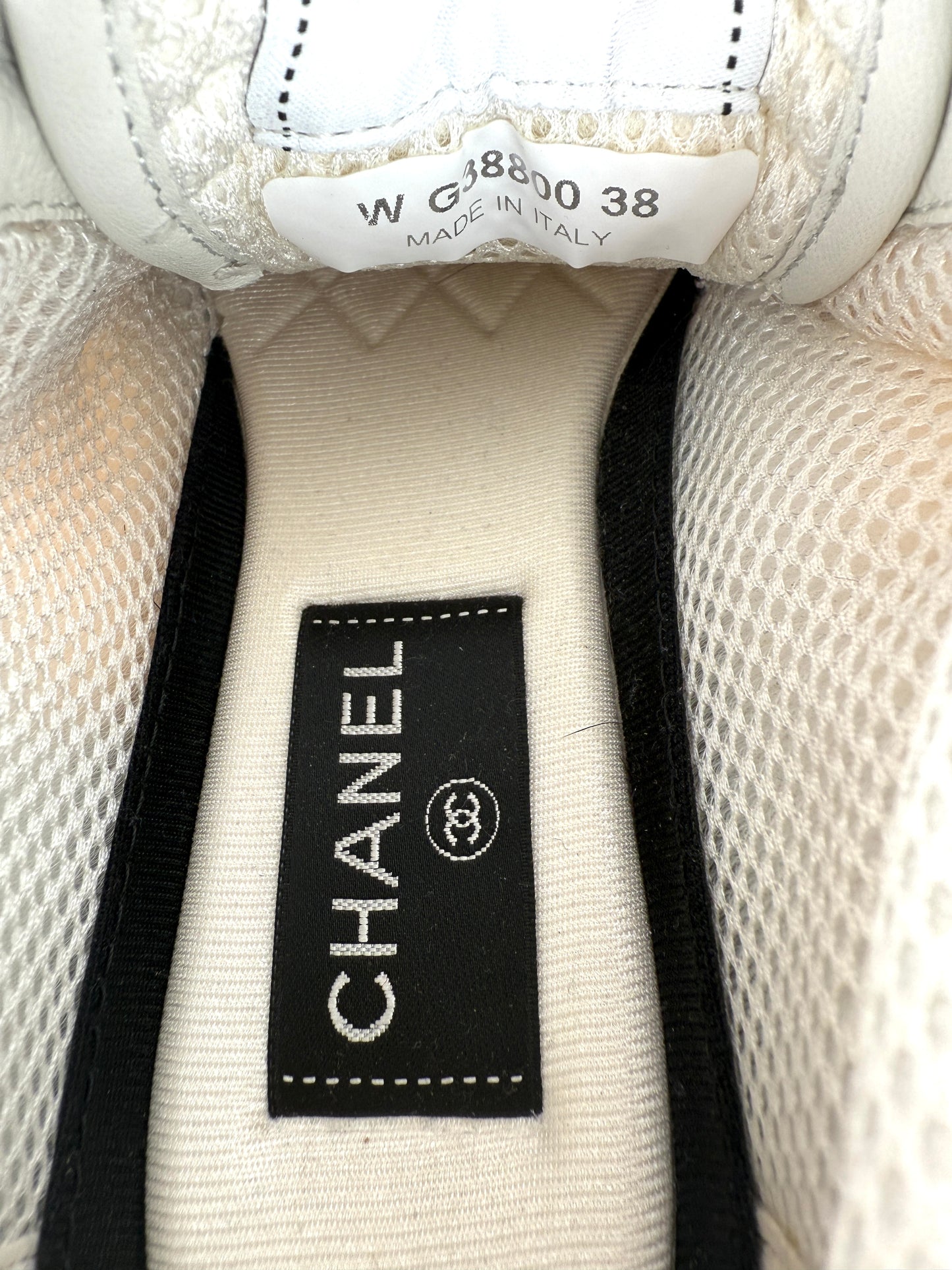 CHANEL CC Interlocking Multicolor Logo Light Beige, Gray 22P Sneakers 38, 7