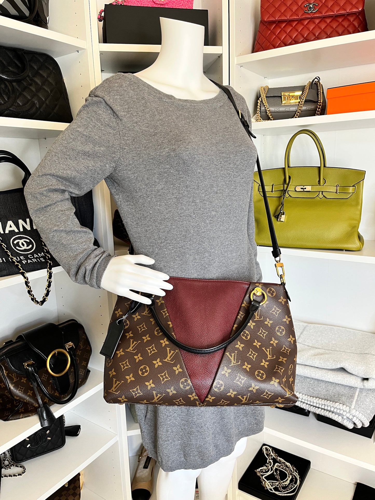 Louis Vuitton Monogram V MM Brown Bordeaux Tote Bag