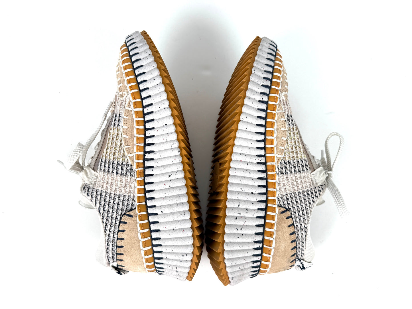 CHLOE Nama Stitch Walking Beige Biscotti Sneakers 38, 7.5