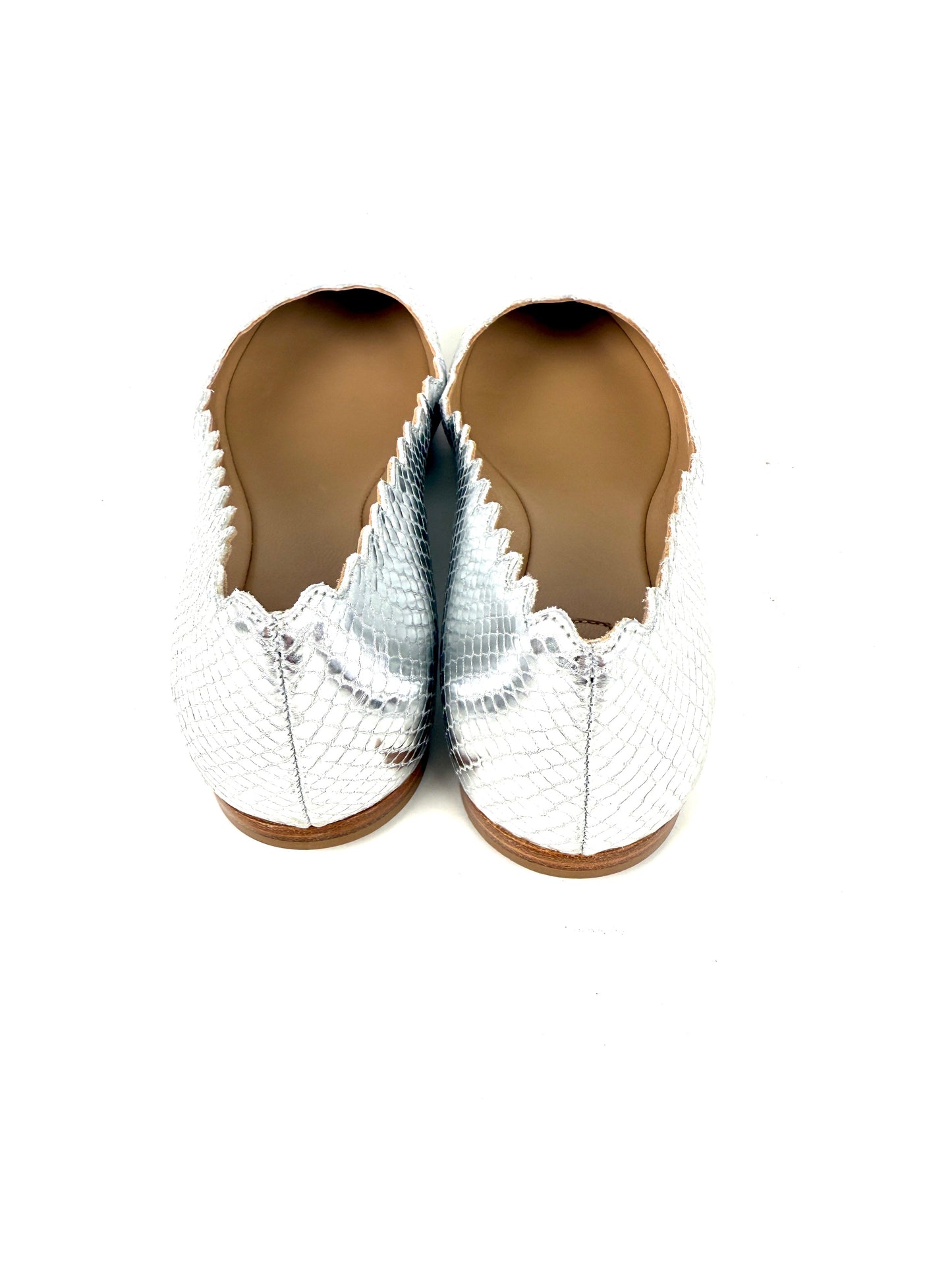 CHLOE Lauren Scalloped Ballet Silver Leather Flat Shoes 38, 7.5