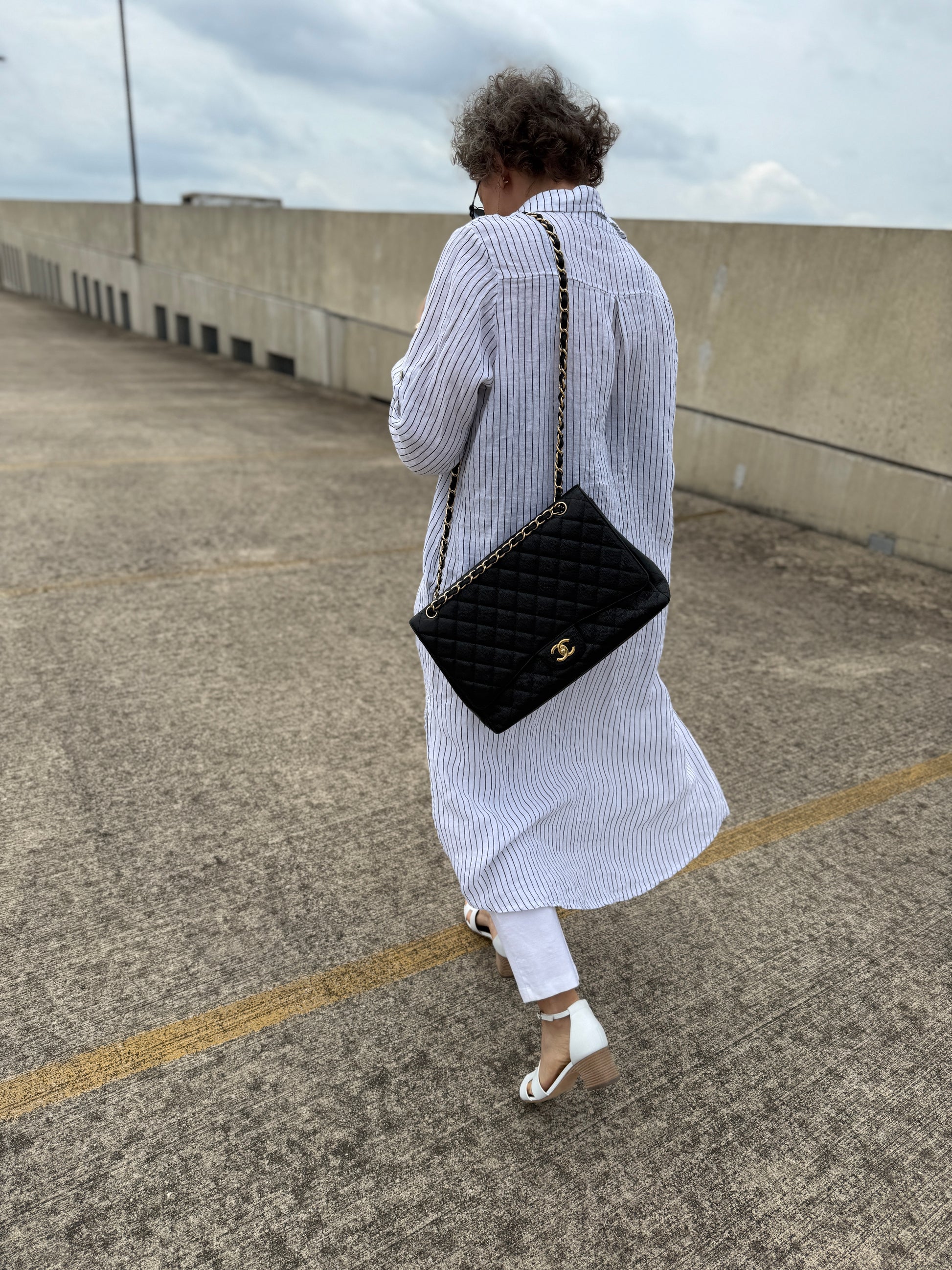 CHANEL Maxi Jumbo Classic Black Caviar Quilted Gold Hardware Single Flap Shoulder Crossbody Bag Designer Consignment