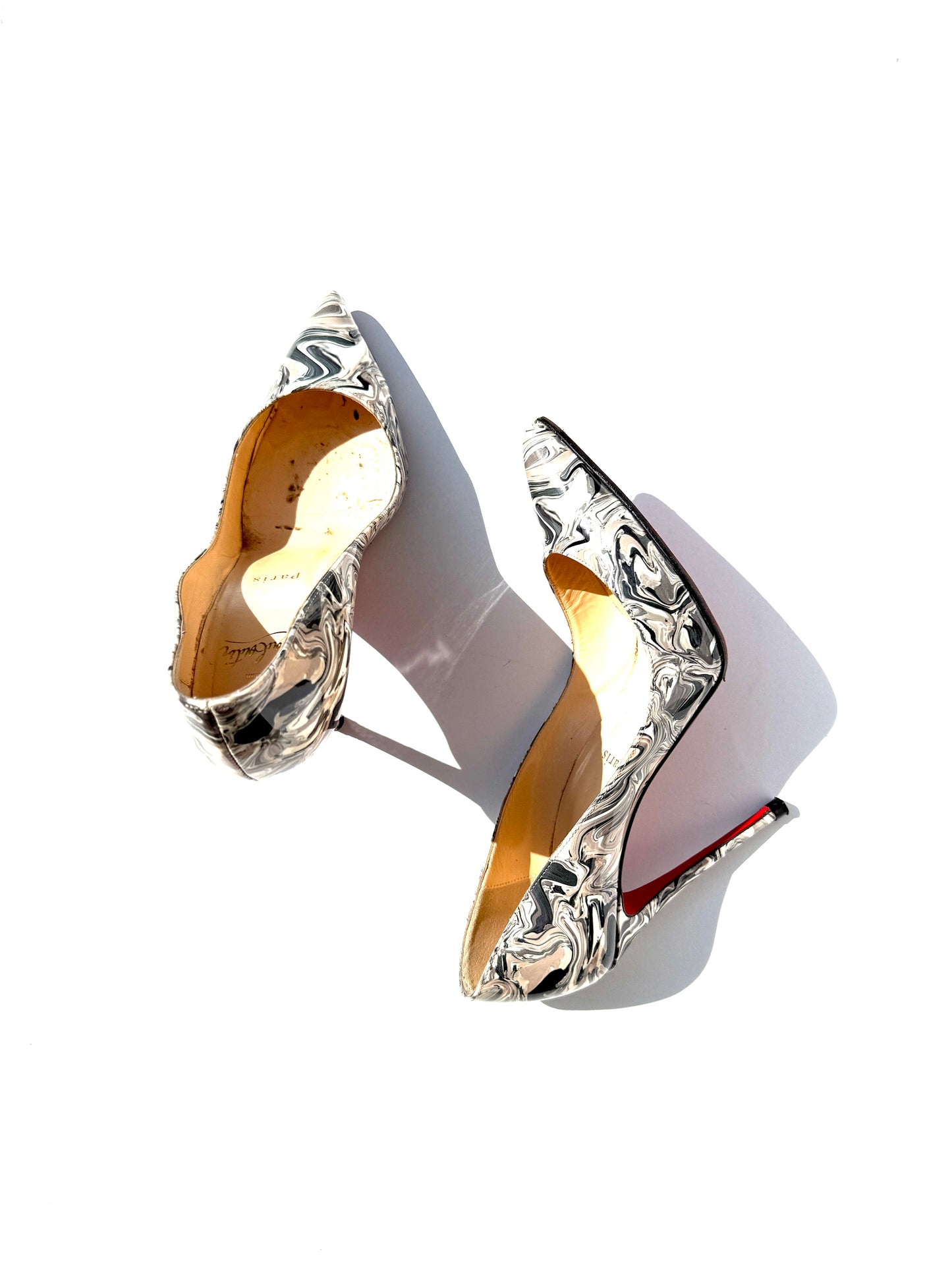 Christian Louboutin Pigalle Follies 100 Patent Leather Black Pointed Toe Heel Pumps 38, 7.5