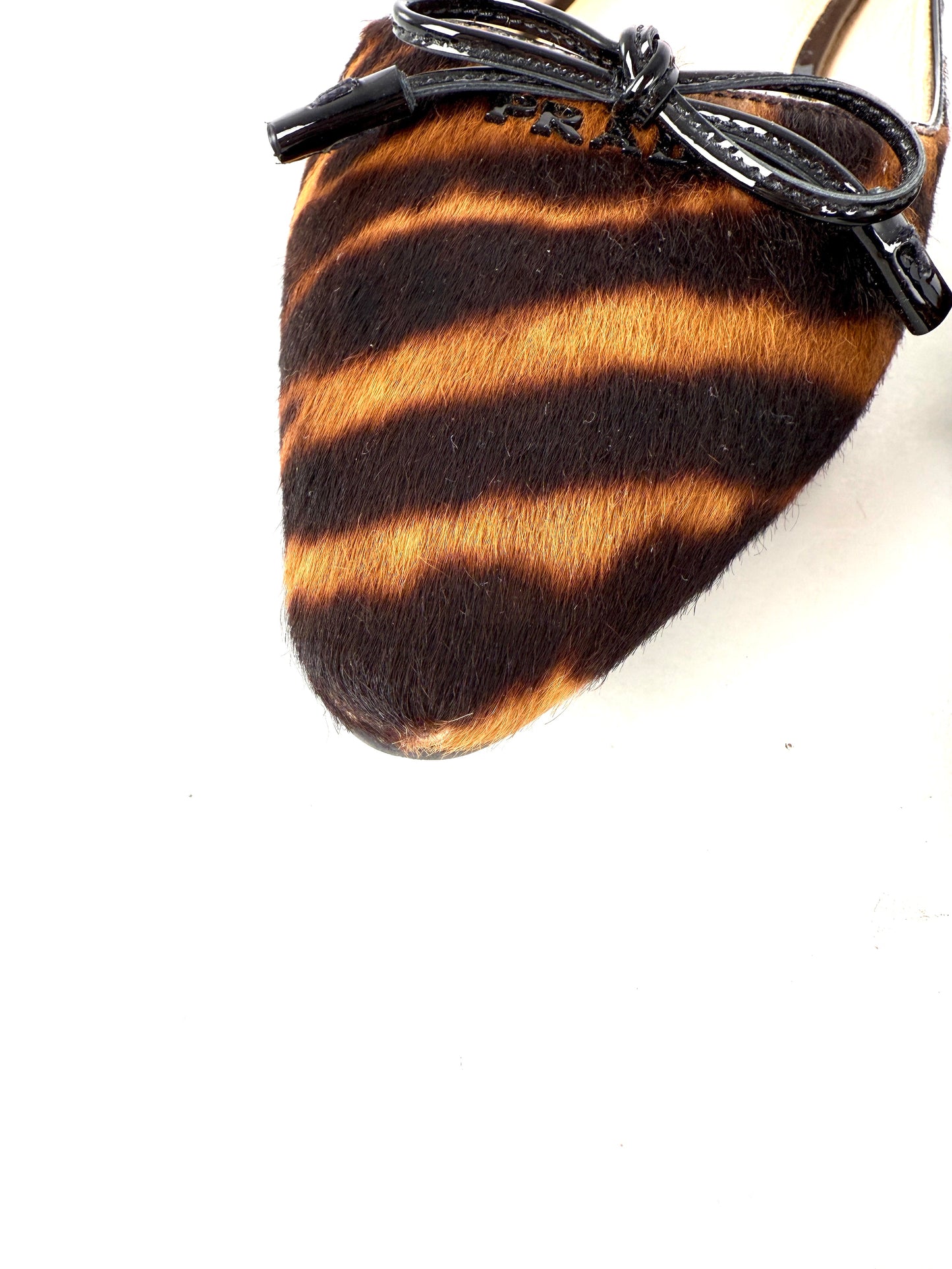 PRADA Cavallino Leopard Calf Hair Bow Pointed Toe Flats 38, 7.5