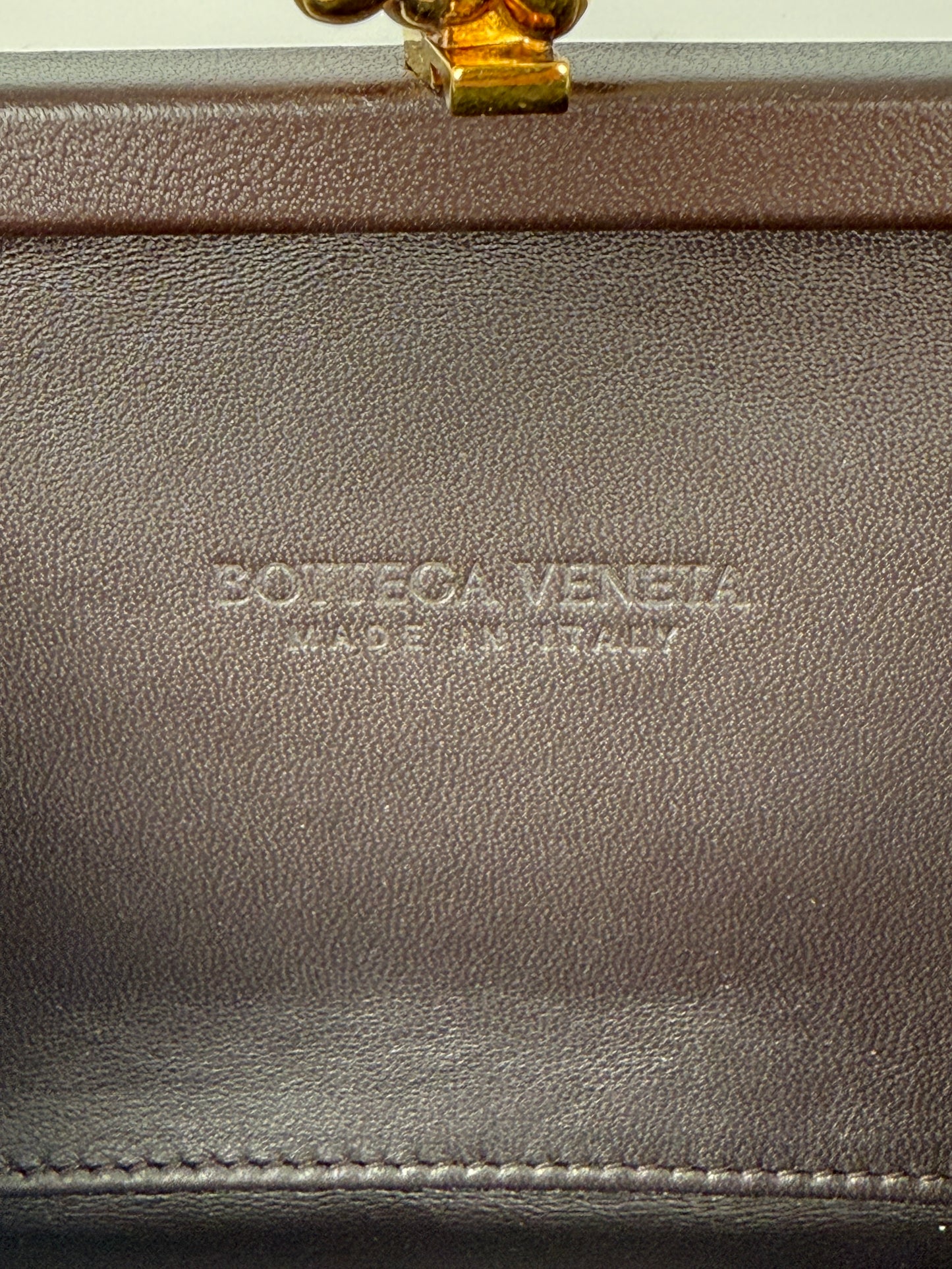 New Bottega Veneta Knot Minaudière Woven Intrecciato Straw Raffia Leather Clutch Bag