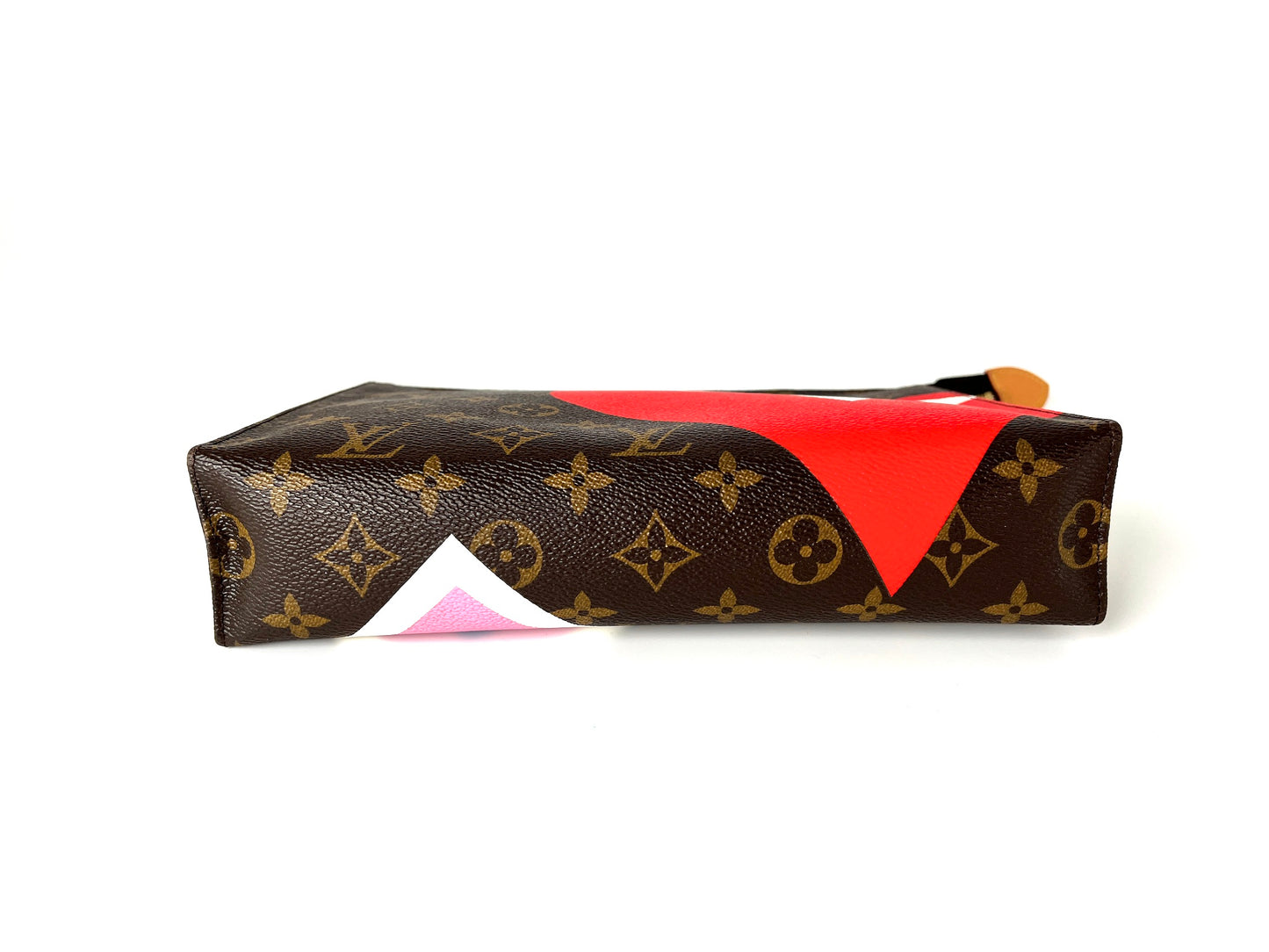 LOUIS VUITTON Monogram 2021 Game On Zip Brown Toiletry Heart Pouch Bag 26