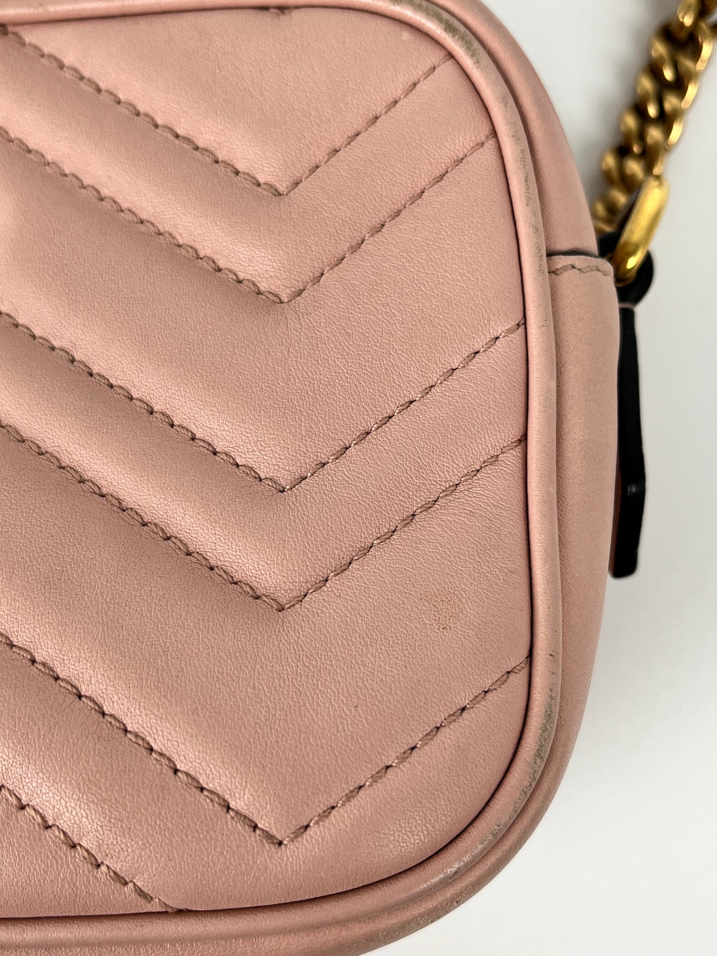 GUCCI Mini Camera Marmont Porcelain Rose Pink Crossbody Shoulder Bag