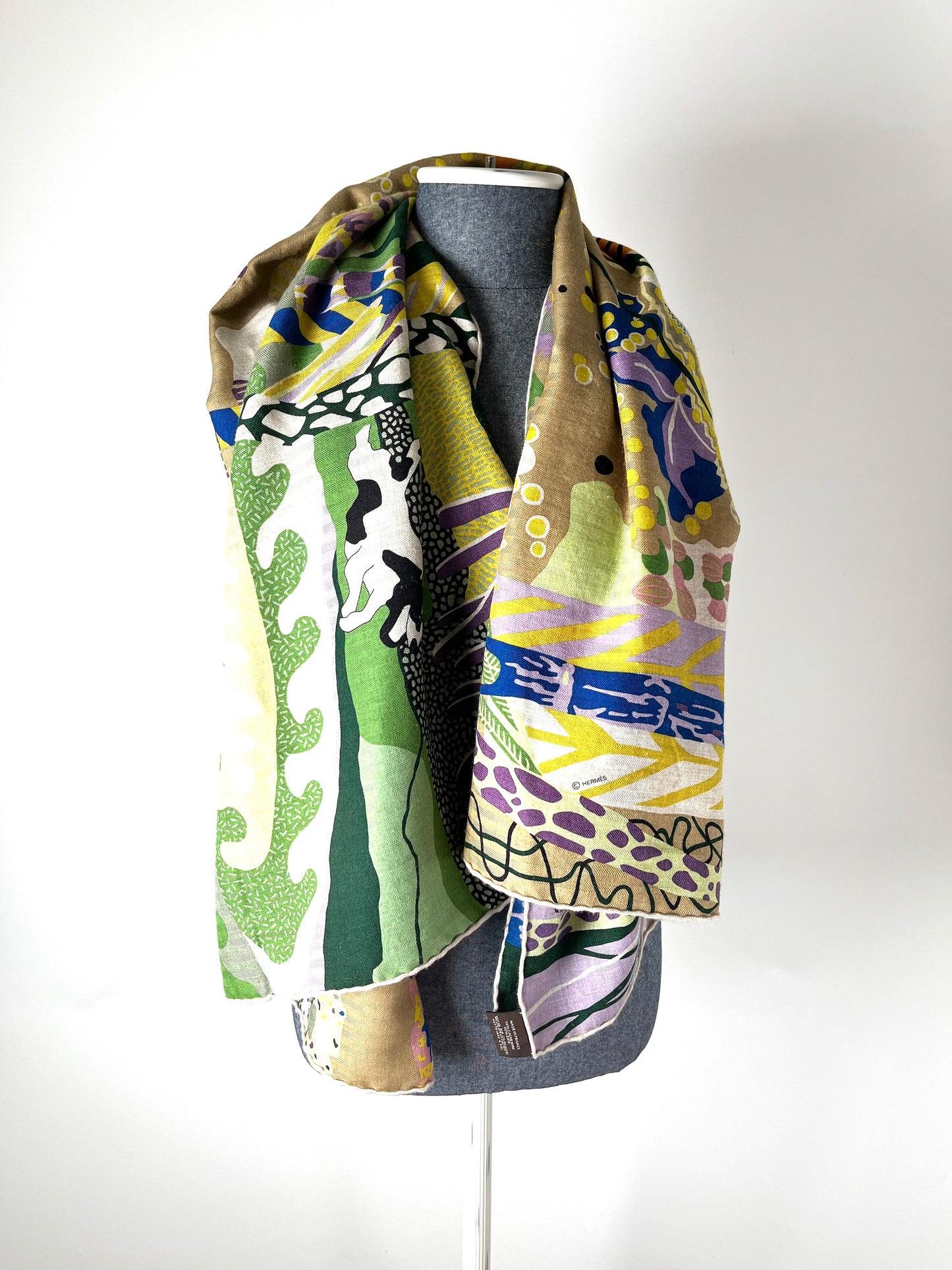 HERMES En Liberte Beige Vert Arnica Cashmere 140 Shawl Scarf